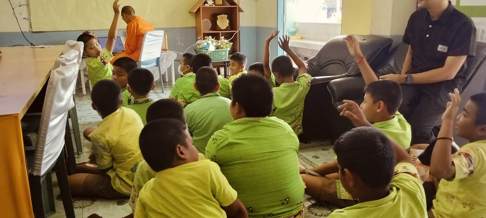 บรรยากาศชวนบวชสามเณรภาคฤดูร้อน จังหวัดสุพรรณบุรี