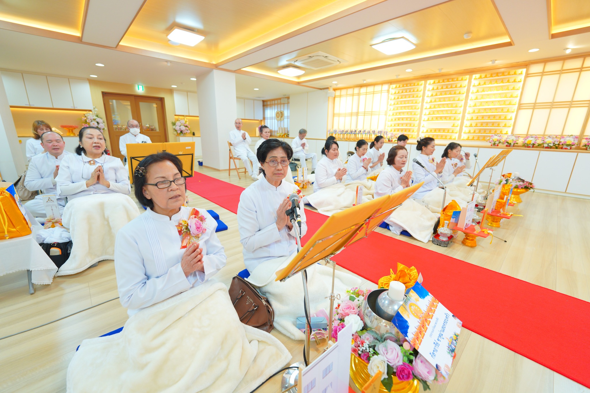 วัดพระธรรมกายโอซาก้า จัดงานบุญบูชาข้าวพระ