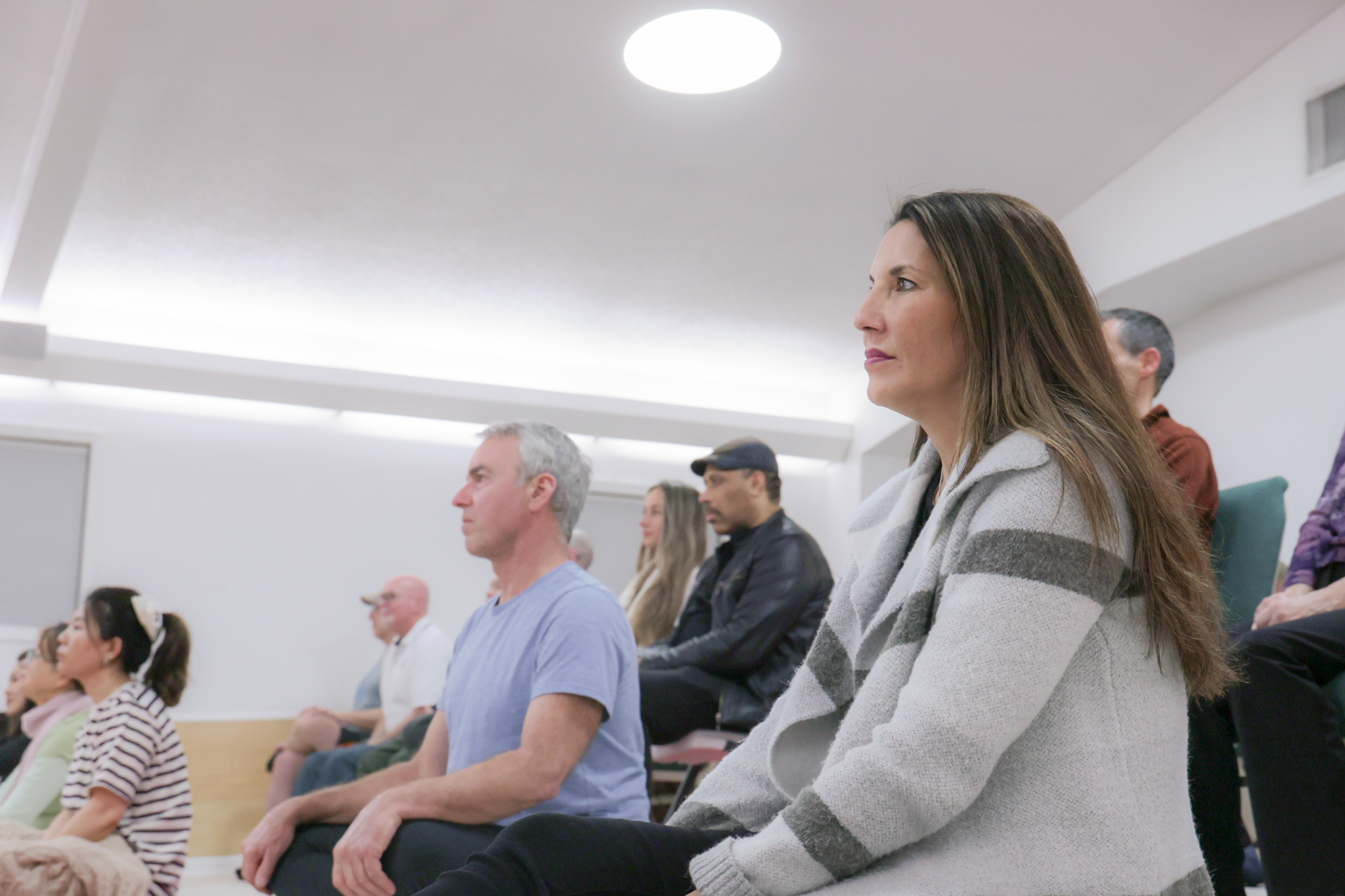 วัดพระธรรมกายจอร์เจีย จัดคลาสปฏิบัติธรรมแก่ชาวท้องถิ่น