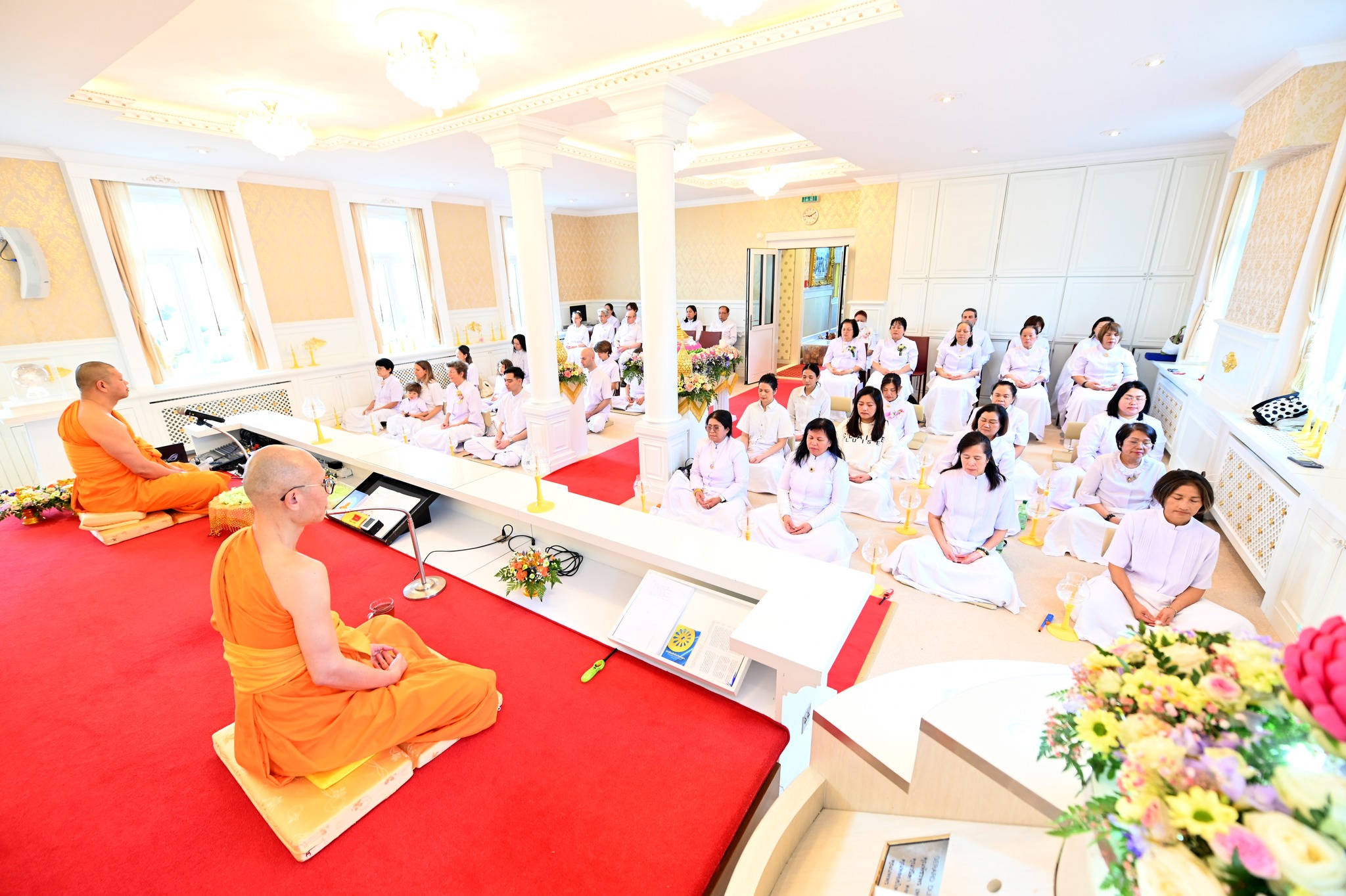 วัดพระธรรมกายสวิตเซอร์แลนด์ จัดงานบุญบูชาข้าวพระ