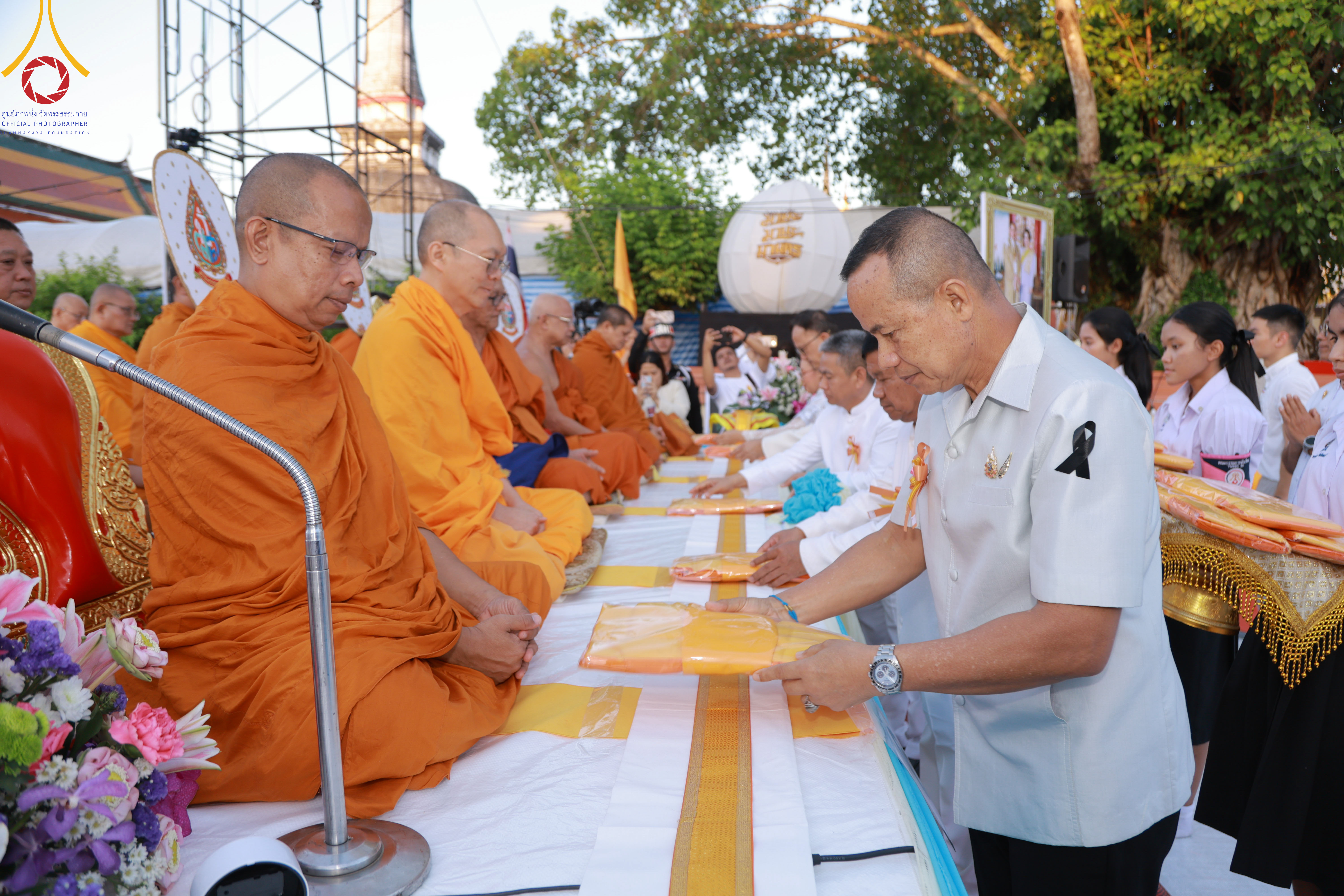 พิธีตักบาตรมหากุศลพระสงฆ์ 11,250 รูป เฉลิมฉลอง 1,250 ปี ศรีธรรมราชเจดีย์สู่มรดกโลก