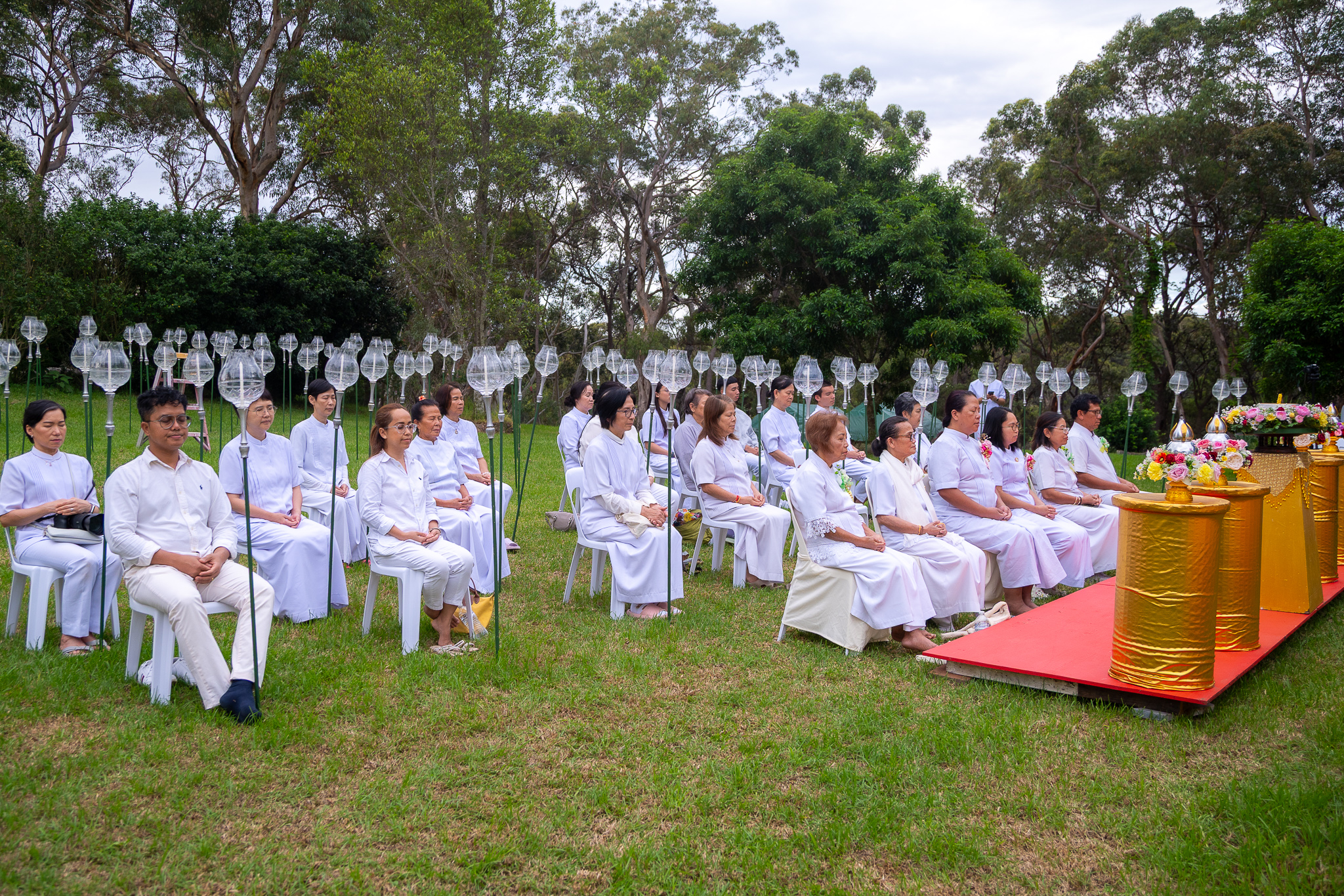 วัดพระธรรมกายนครซิดนีย์ จัดพิธีจุดโคมประทีปถวายเป็นพุทธบูชา เนื่องในวันมาฆบูชา
