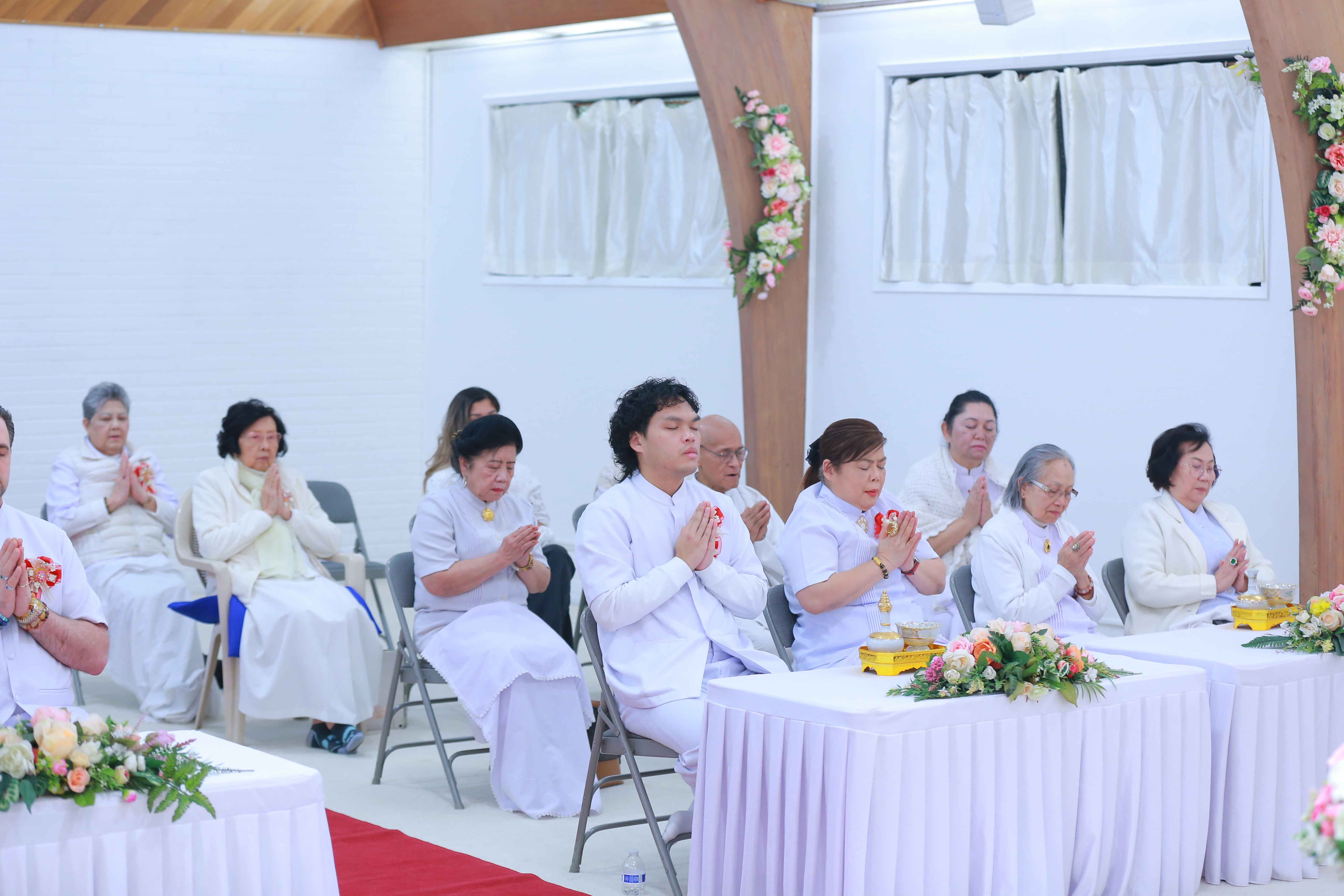 วัดพระธรรมกายซีแอตเติล จัดงานบุญบูชาข้าวพระ