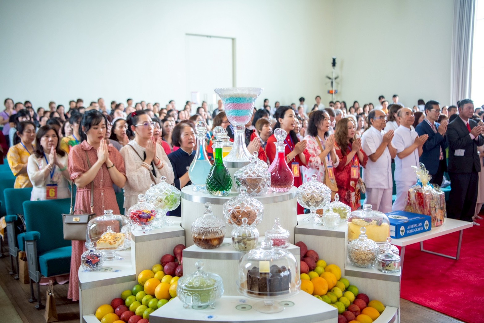 วัดพระธรรมกายเมลเบิร์น จัดงานบุญบูชาข้าวพระ