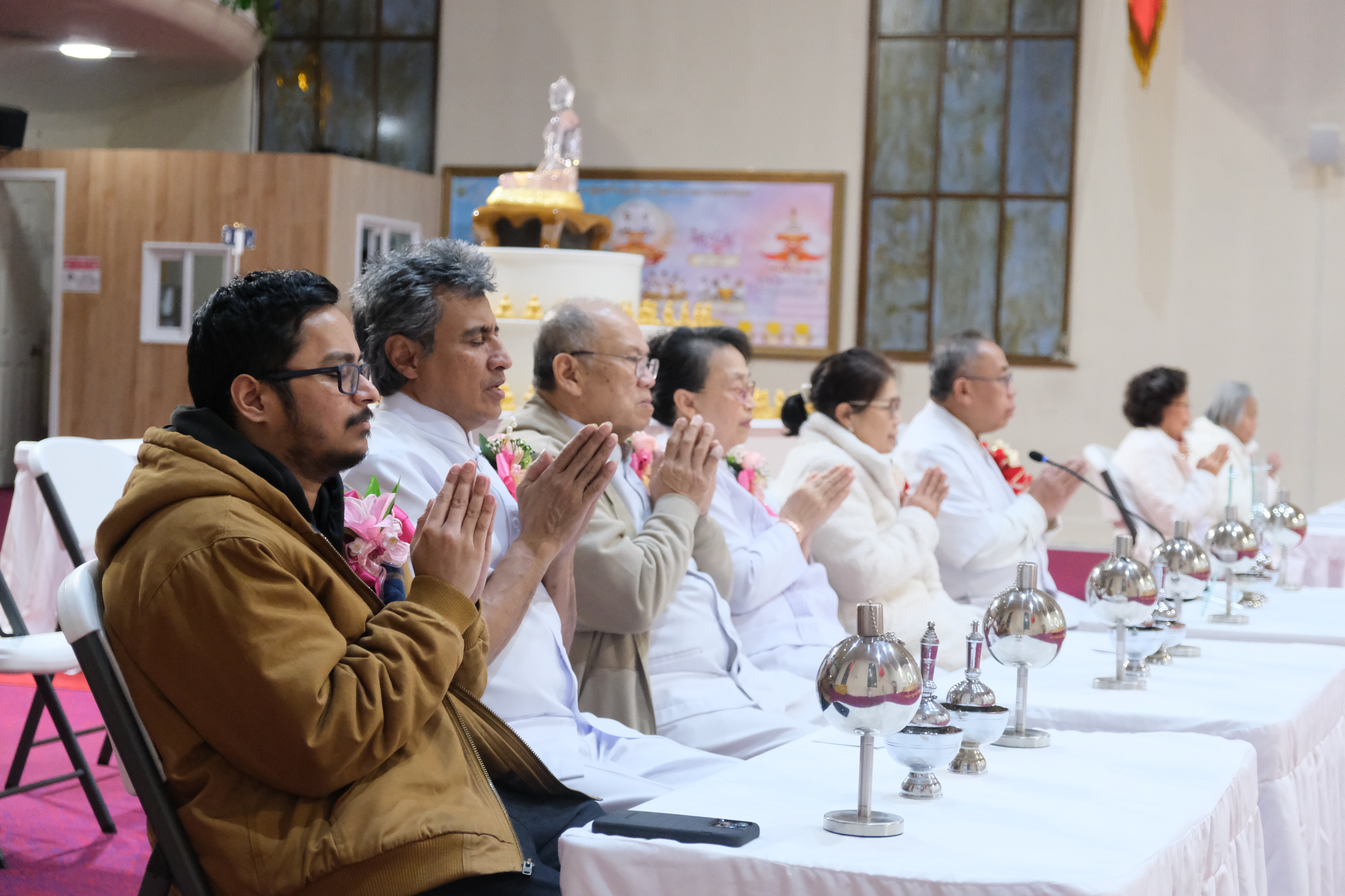 วัดพระธรรมกายออเรกอน จัดพิธีจุดโคมมาฆประทีป เนื่องในวันมาฆบูชา
