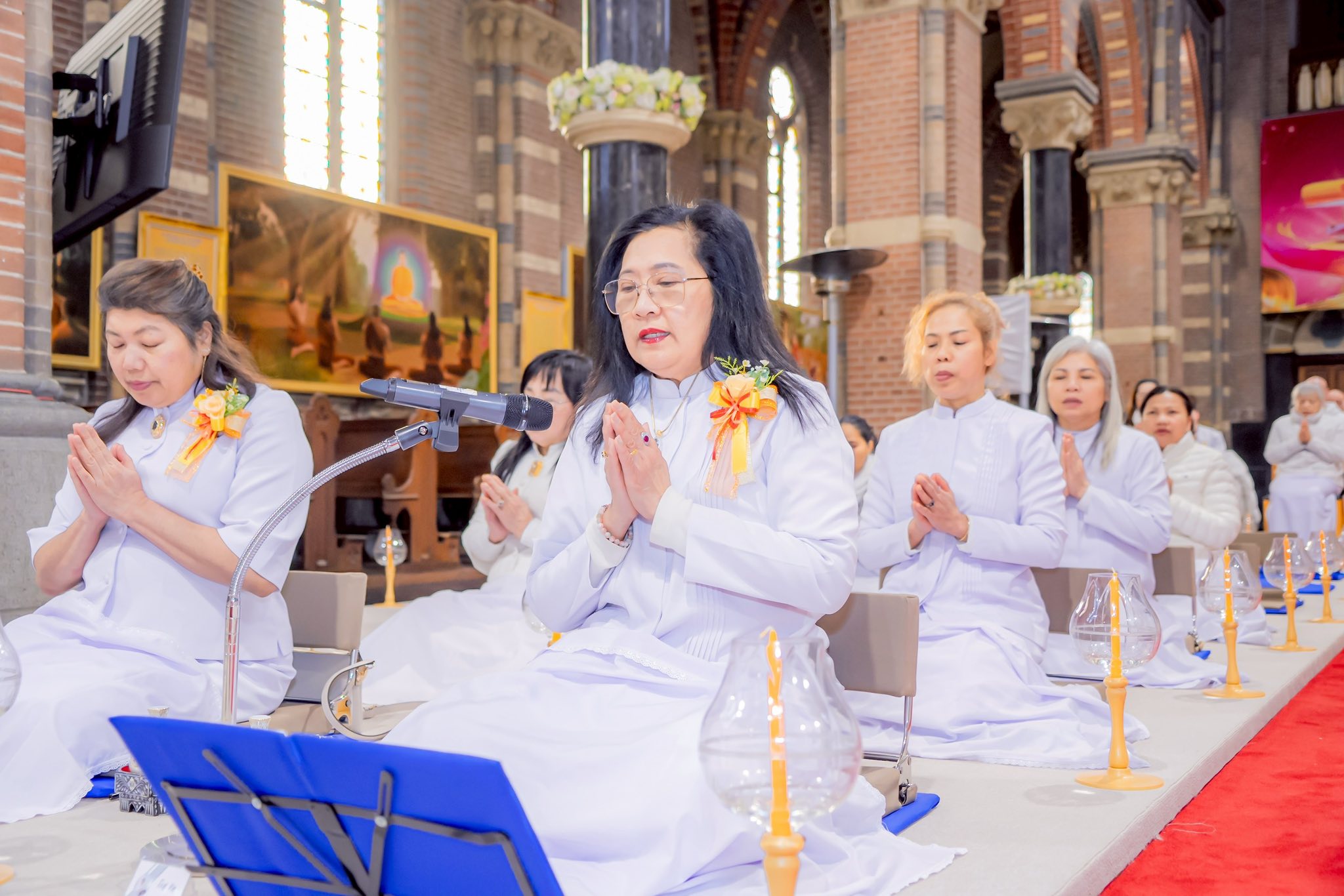 วัดพระธรรมกายเนเธอร์แลนด์ จัดงานบุญเนื่องในวันมาฆบูชา
