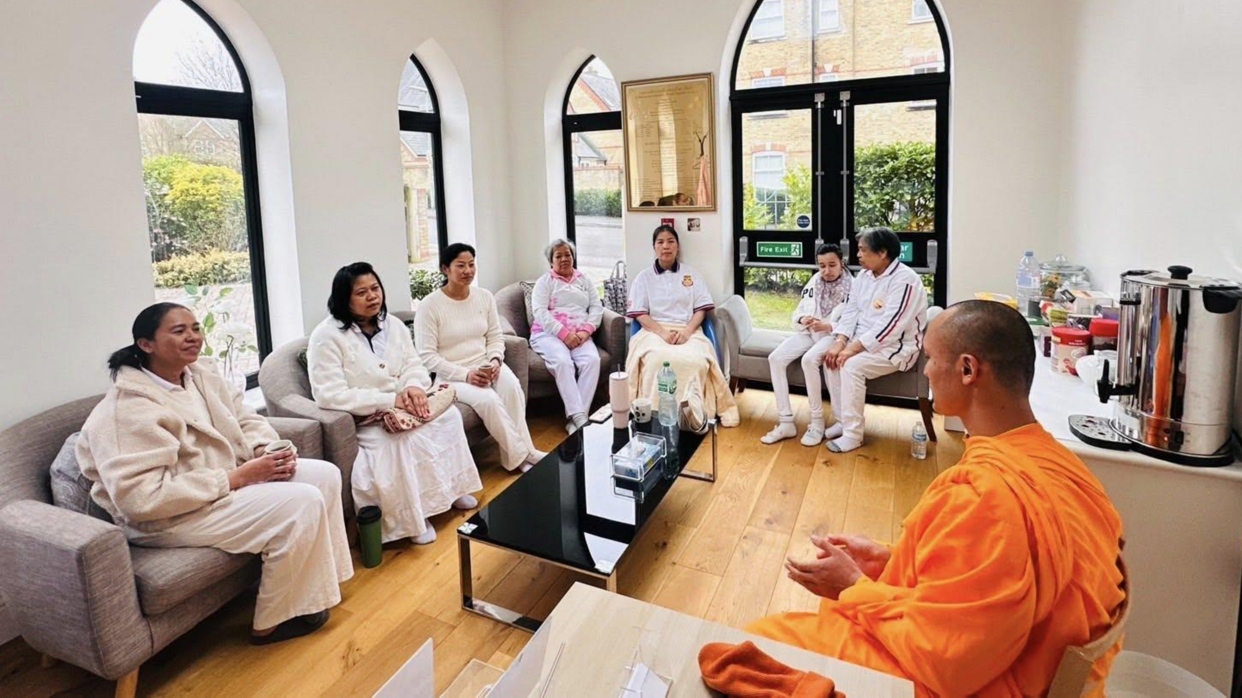 วัดพระธรรมกายลอนดอน จัดโครงการปฏิบัติธรรมพิเศษสุดสัปดาห์ รุ่นที่ 3