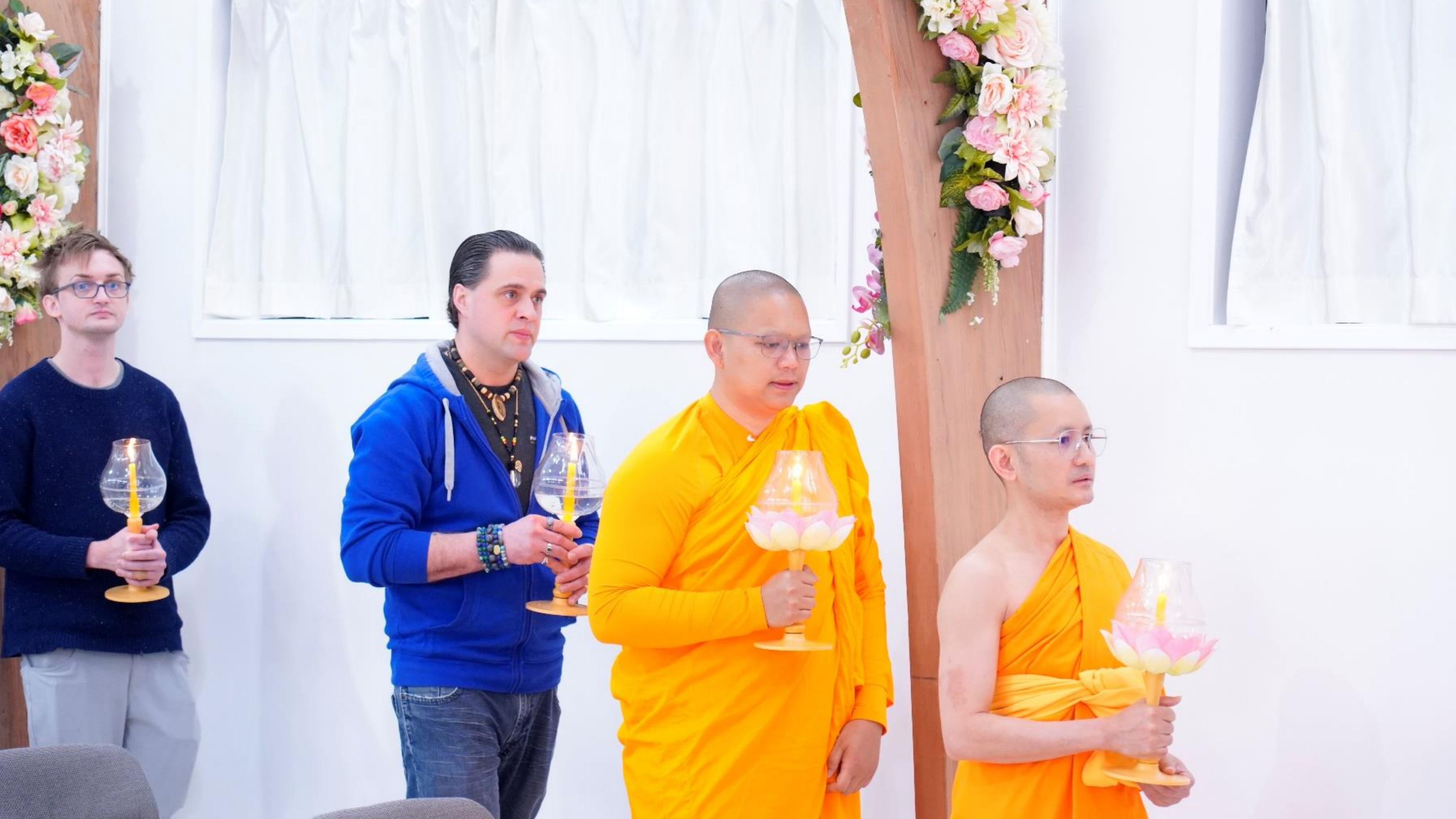 วัดพระธรรมกายซีแอตเติล จัดกิจกรรม Full Moon Meditation