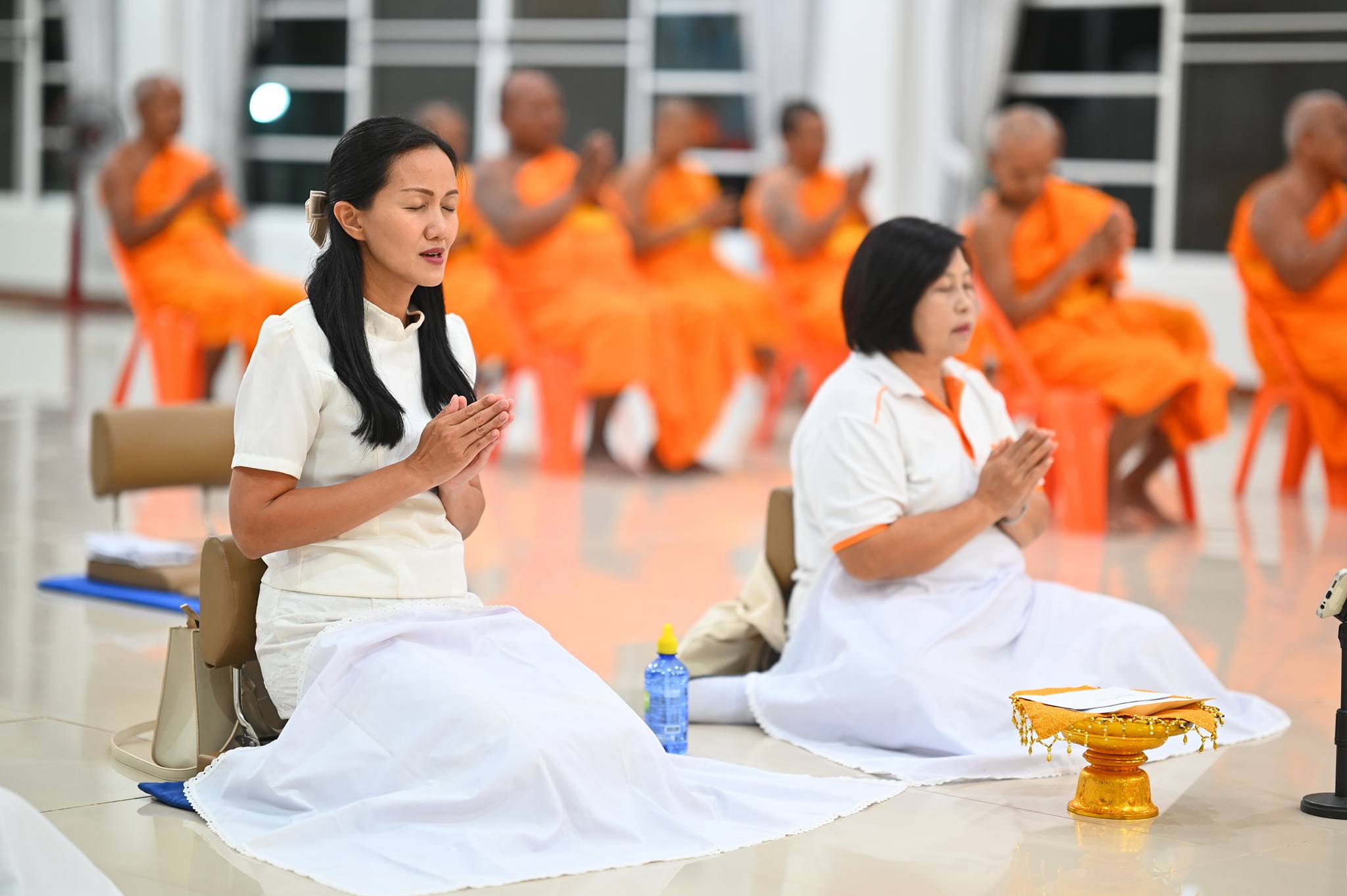 ศูนย์ปฏิบัติธรรมพนมสารคาม จัดปฏิบัติธรรมประจำสัปดาห์โครงการหมู่บ้านรักษาศีล 5