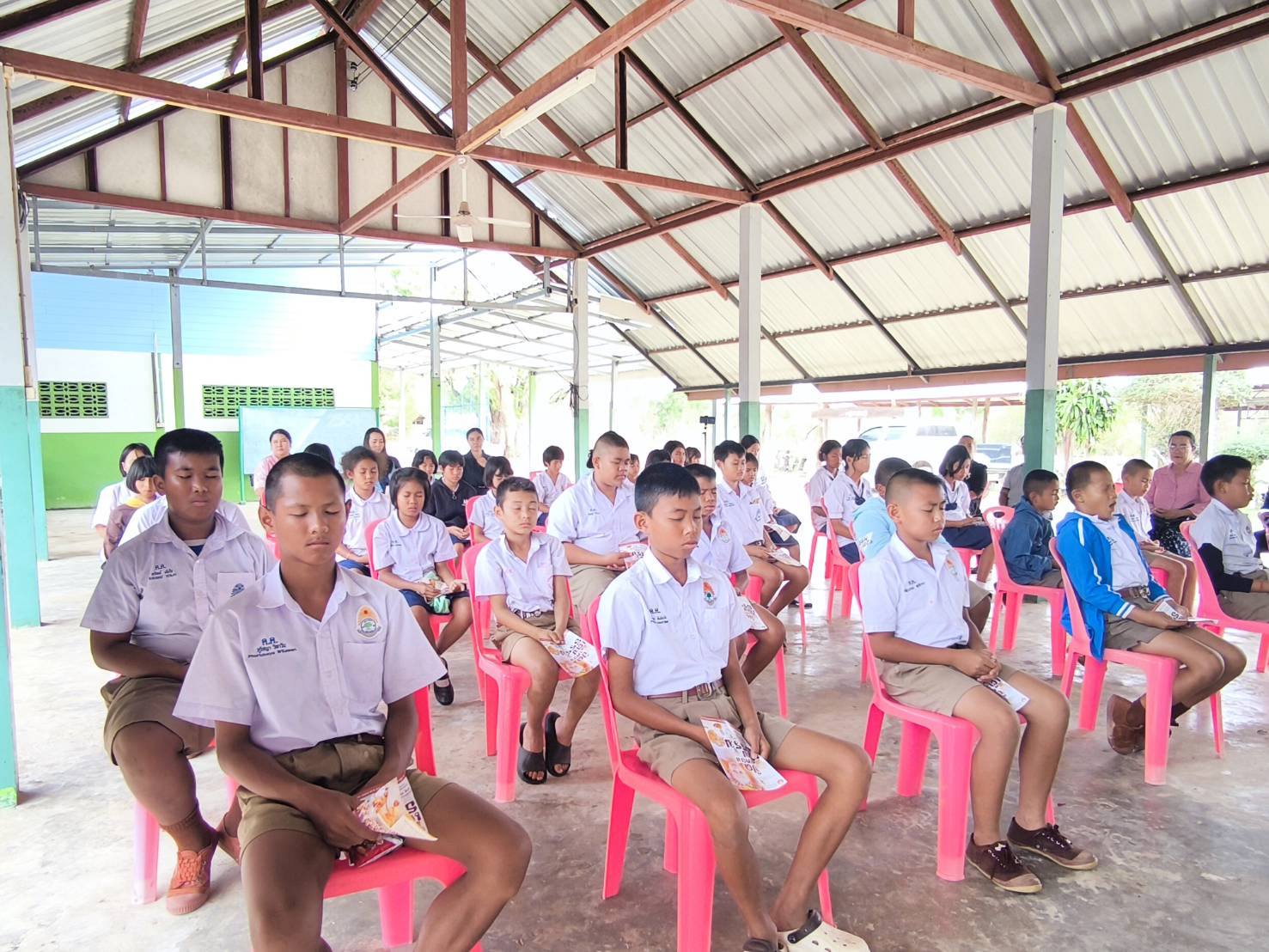 บรรยากาศชวนบวชสามเณรภาคฤดูร้อน จังหวัดอุบลราชธานี