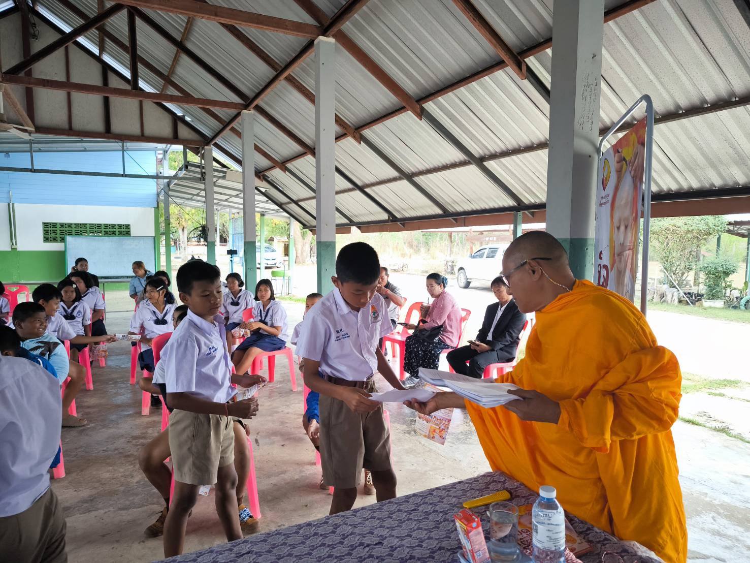 บรรยากาศชวนบวชสามเณรภาคฤดูร้อน จังหวัดอุบลราชธานี