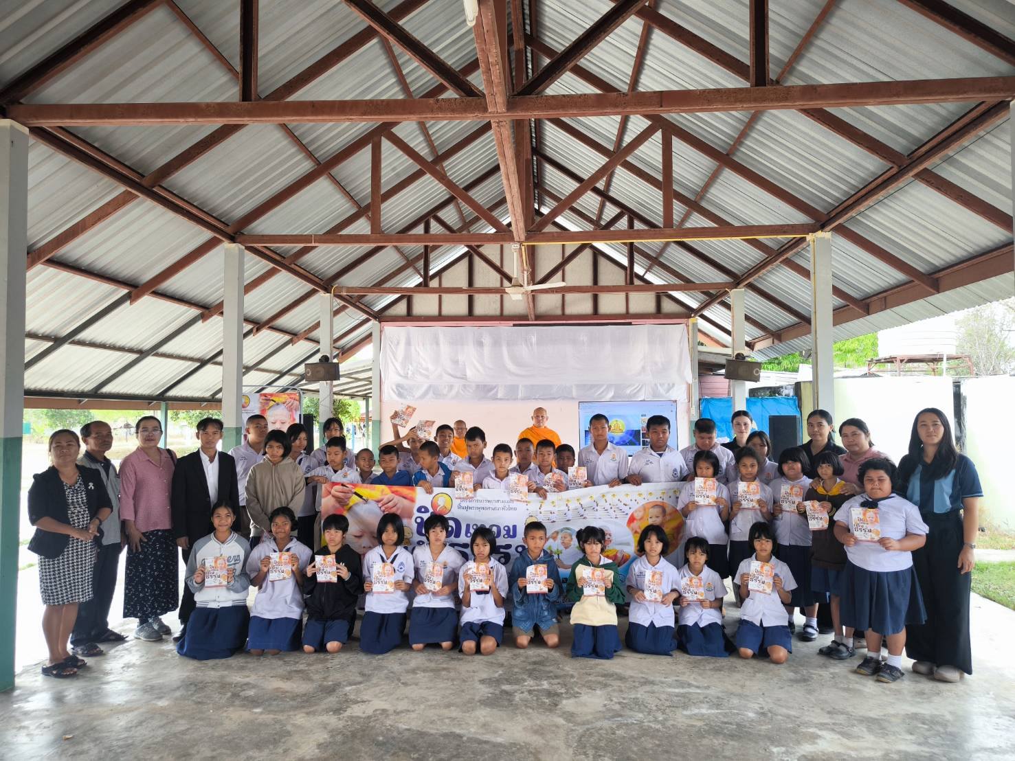 บรรยากาศชวนบวชสามเณรภาคฤดูร้อน จังหวัดอุบลราชธานี