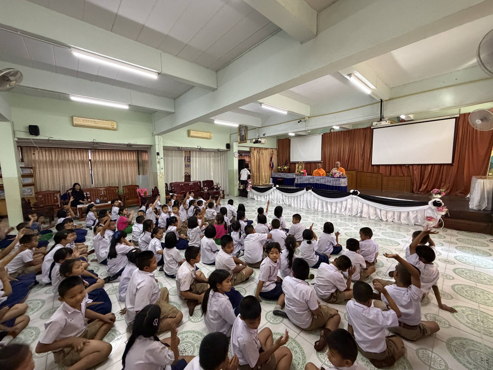 โรงเรียนสังข์อ่ำวิทยา จัดโครงการโรงเรียนคุณธรรม ตามแนววิถีพุทธ