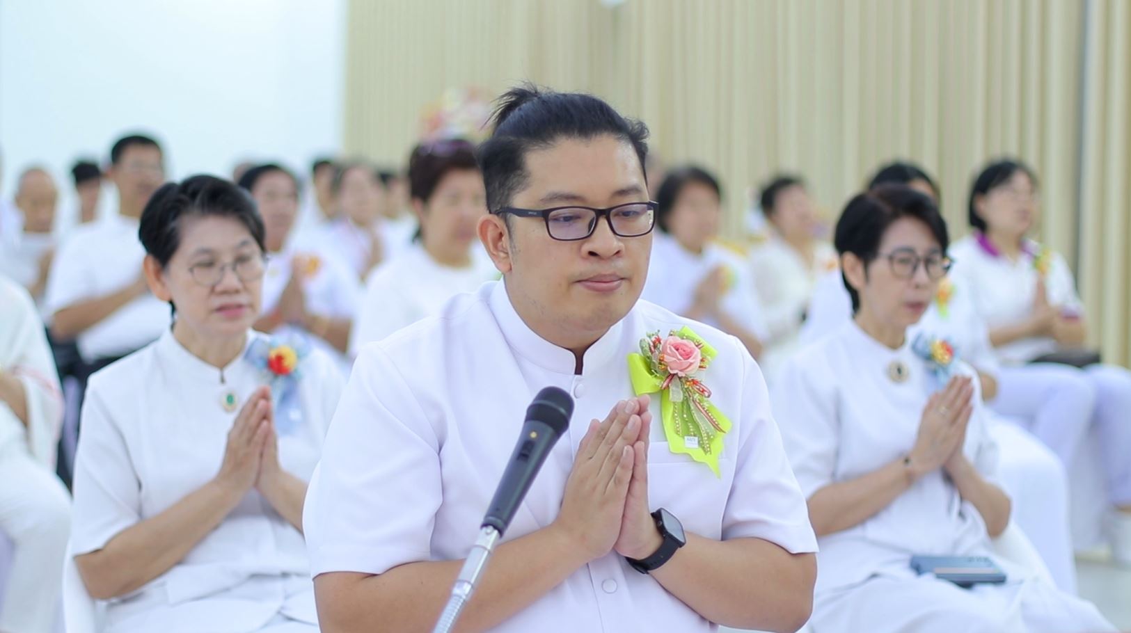 ศูนย์ปฏิบัติธรรมน้ำใสใจสว่าง จัดพิธีทอดผ้าป่าสร้างโรงครัวและหอฉันคุณยายอาจารย์ฯ