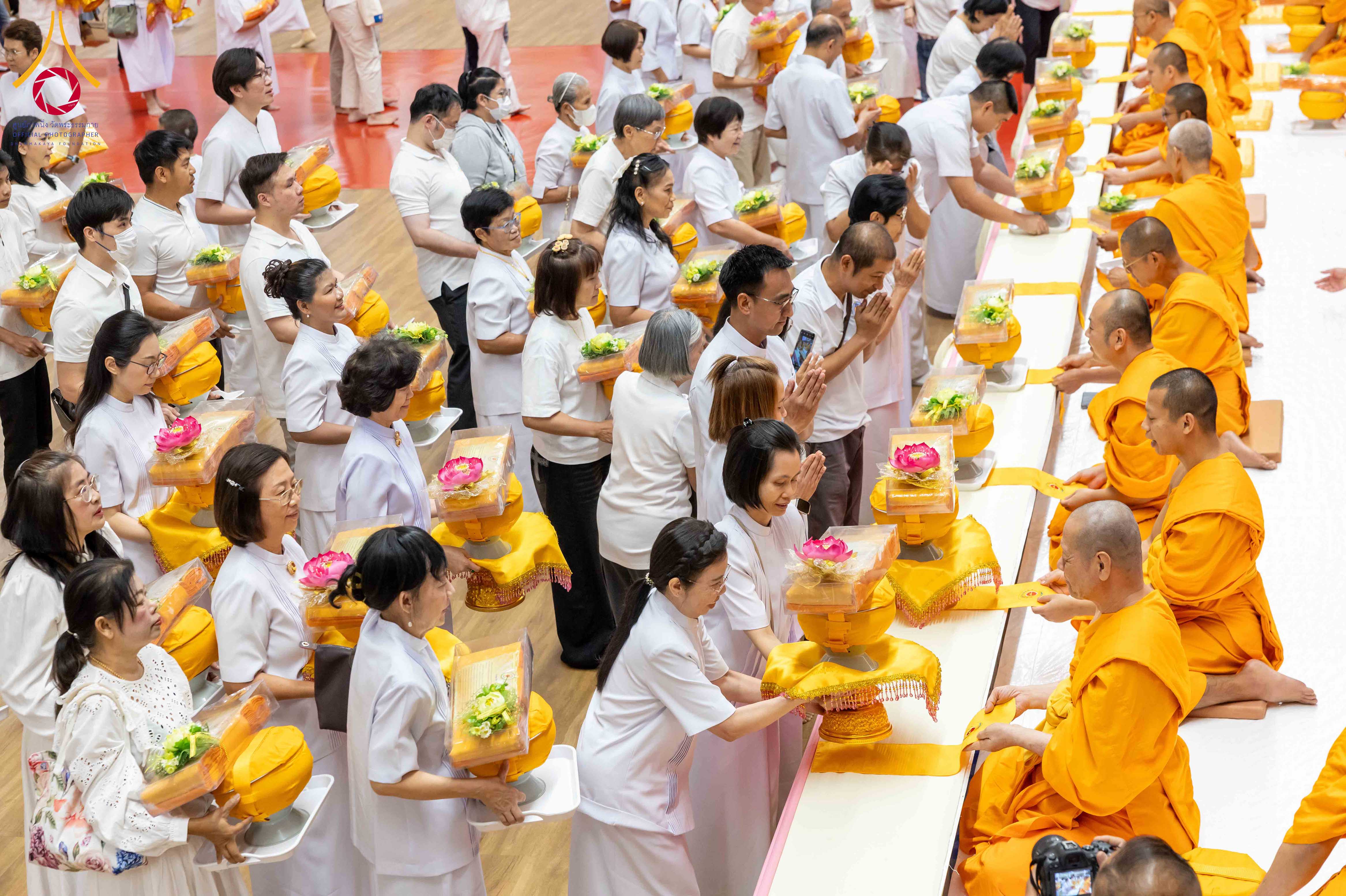 วัดพระธรรมกาย จัดพิธีร่วมบุญโครงการบรรพชาสามเณร 5,000 รูป