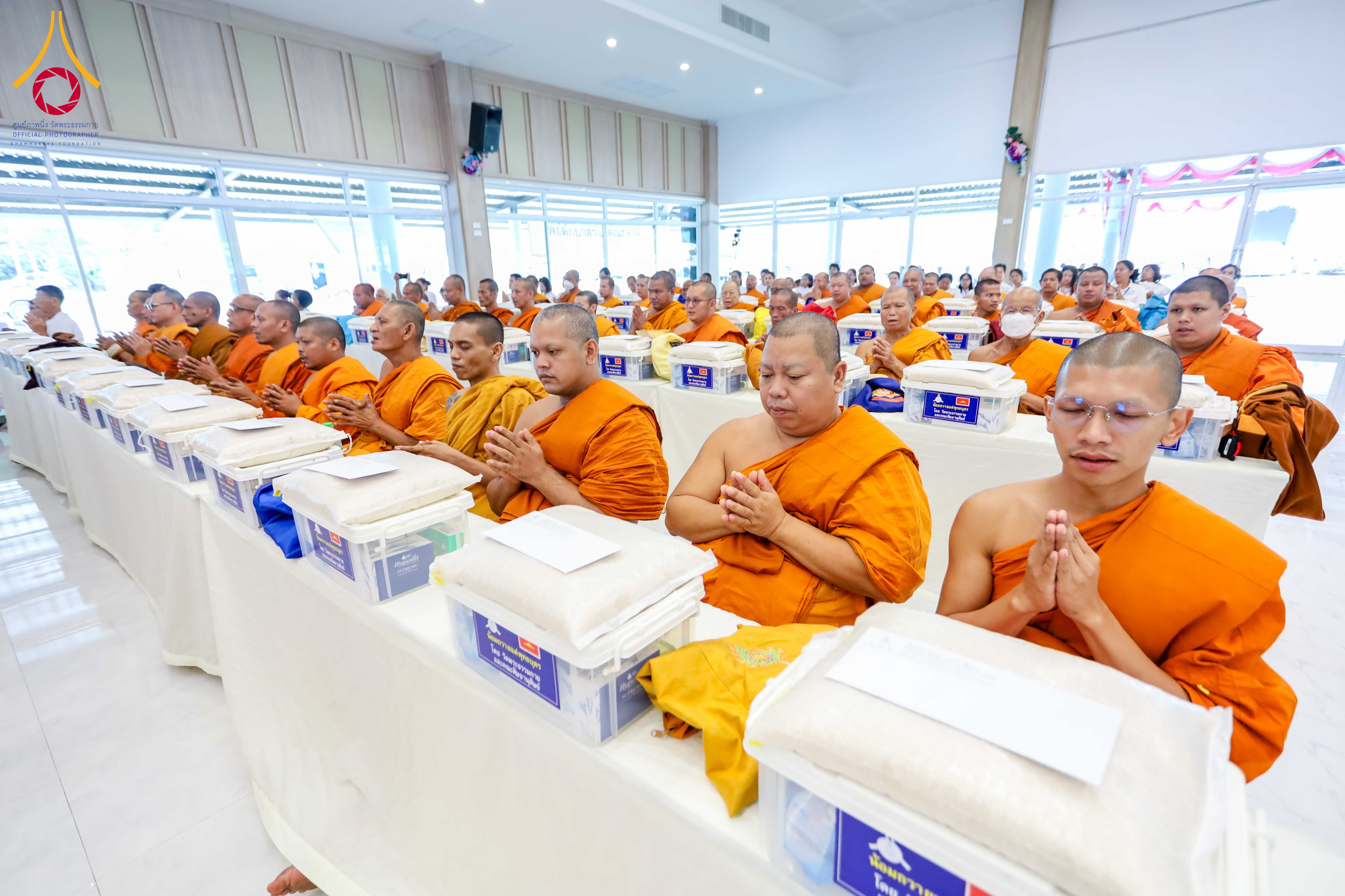 วัดพระธรรมกาย จัดถวายมหาสังฆทาน 323 วัด 4 จังหวัดชายแดนภาคใต้ ปีที่ 22 ครั้งที่ 183