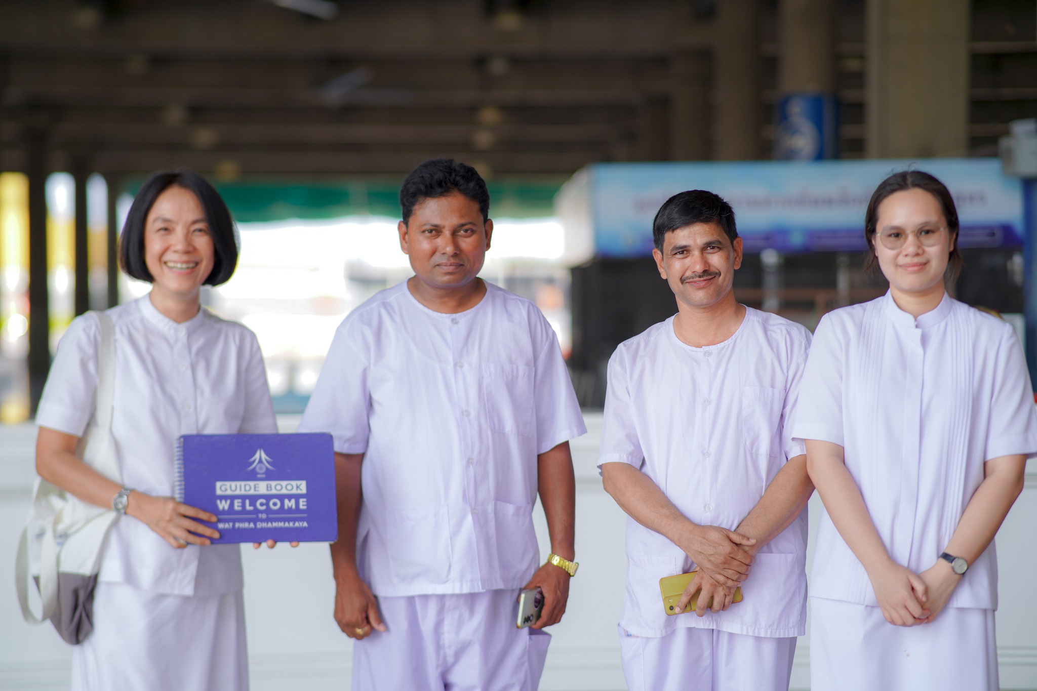 ชาวอินเดีย เดินทางมาเยี่ยมชมวัดพระธรรมกาย