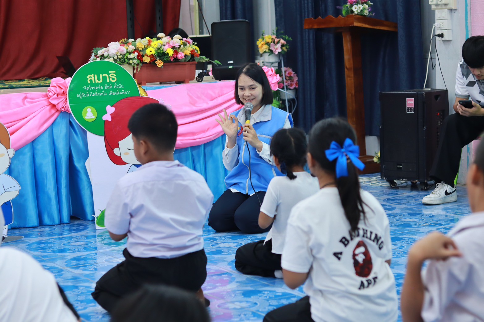 ชมรมพุทธศาสตร์สากลจัดกิจกรรมค่ายคุณธรรม แก่นักเรียนโรงเรียนวัดหนองเคี่ยม