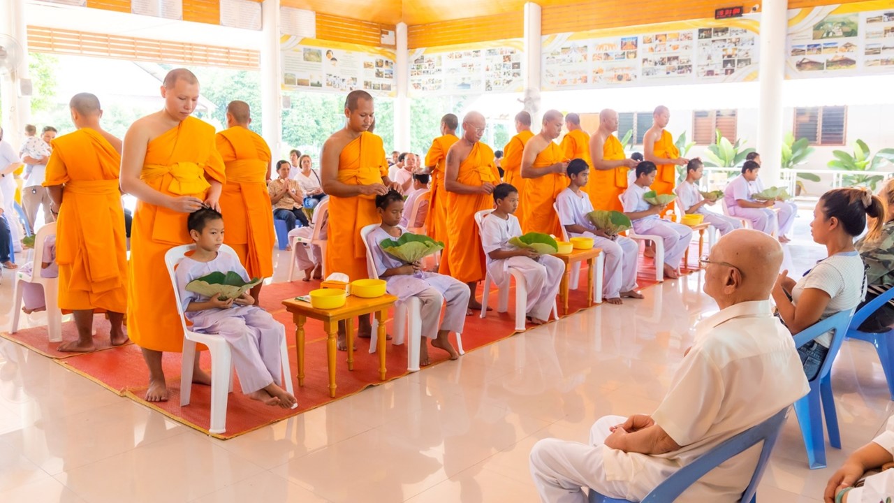 ศูนย์อบรมเยาวชนบางปะหัน จัดโครงการบรรพชาสามเณรภาคฤดูร้อน