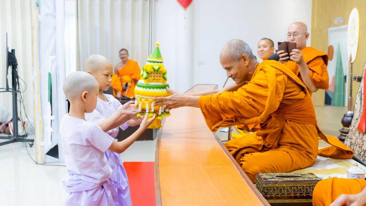 ศูนย์อบรมเยาวชนบางปะหัน จัดโครงการบรรพชาสามเณรภาคฤดูร้อน