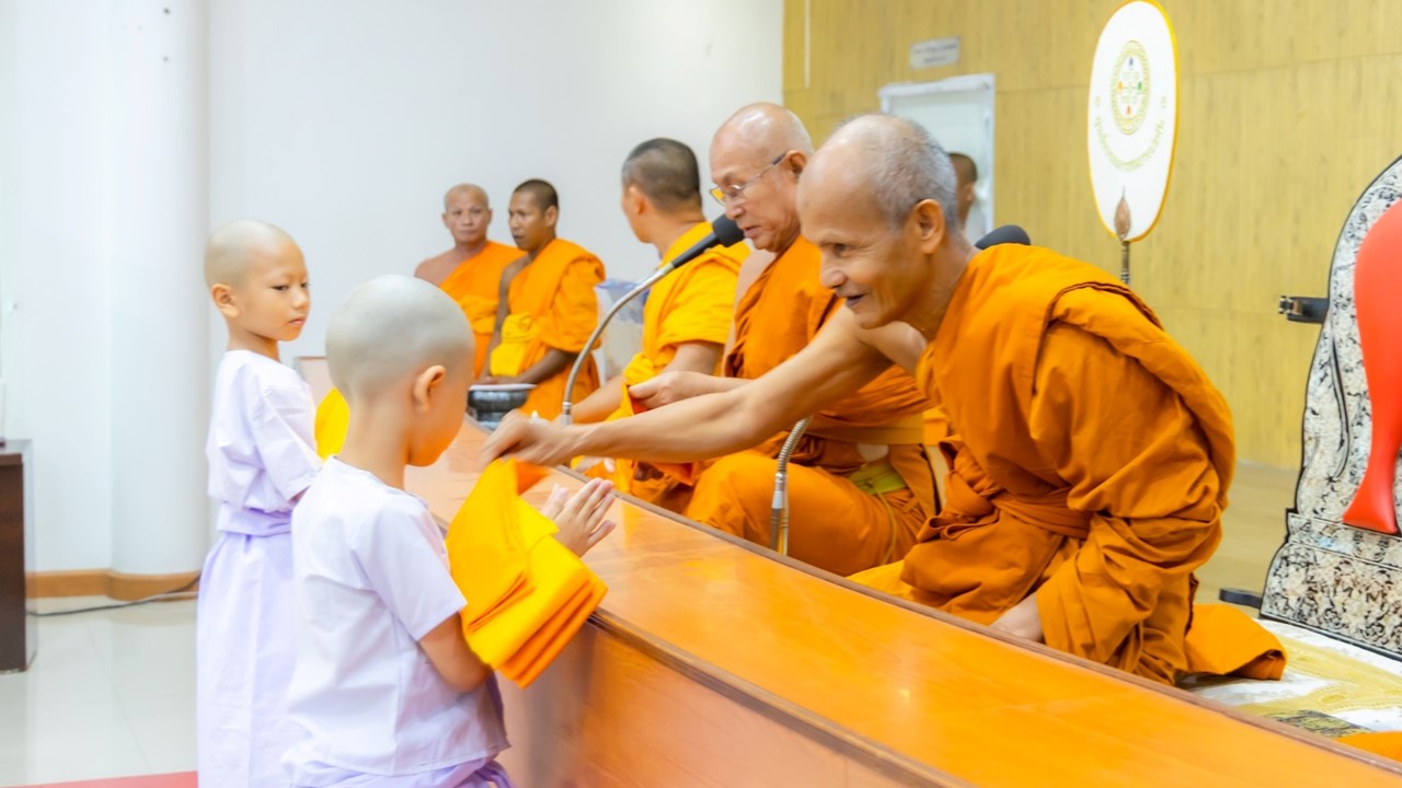 ศูนย์อบรมเยาวชนบางปะหัน จัดโครงการบรรพชาสามเณรภาคฤดูร้อน