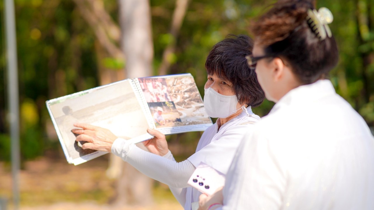 ชาวต่างประเทศ เดินทางมาเยี่ยมชมวัดพระธรรมกาย