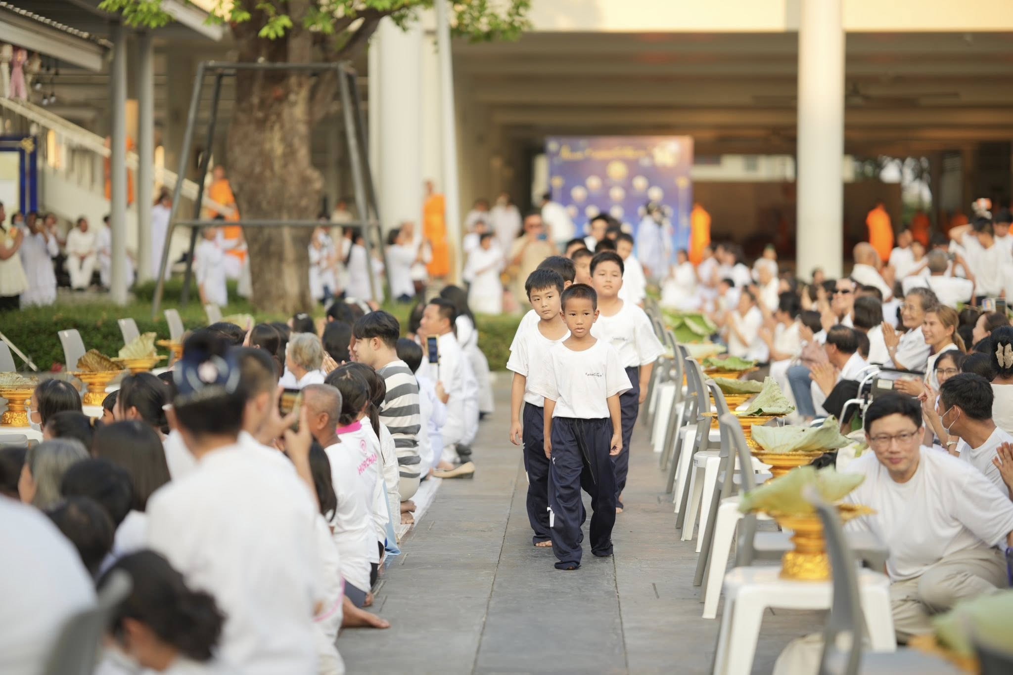 พิธีตัดปอยผมและปลงผม โครงการหน่อแก้วเปรียญธรรม รุ่นที่ 14