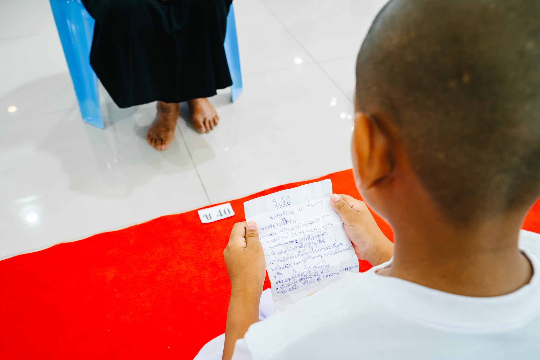 ศูนย์ปฏิบัติธรรมพระมงคลเทพมุนี จัดพิธีขอขมา มอบบาตร ผ้าไตรและพิธีบรรพชาสามเณร