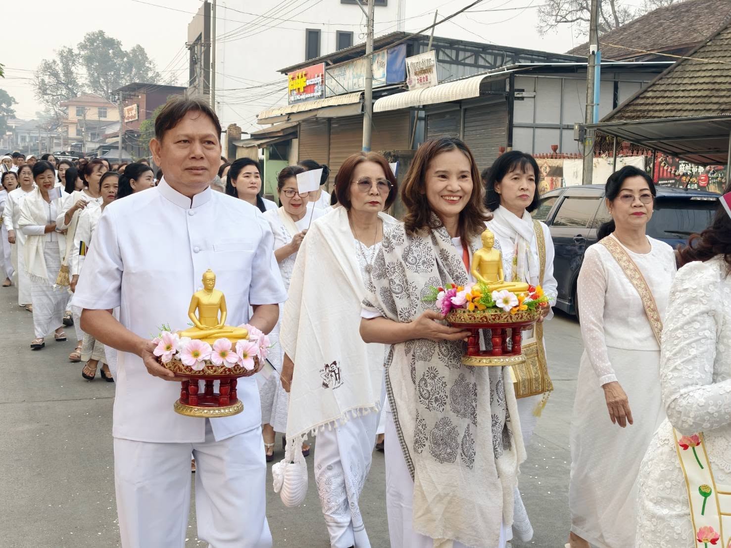 หัวหน้าสายงานประสานงานเมียนมา กองAEC ร่วมพิธีสถาปนายกยอสมณศักดิ์ ชั้นพระครูบา เมืองเชียงตุง