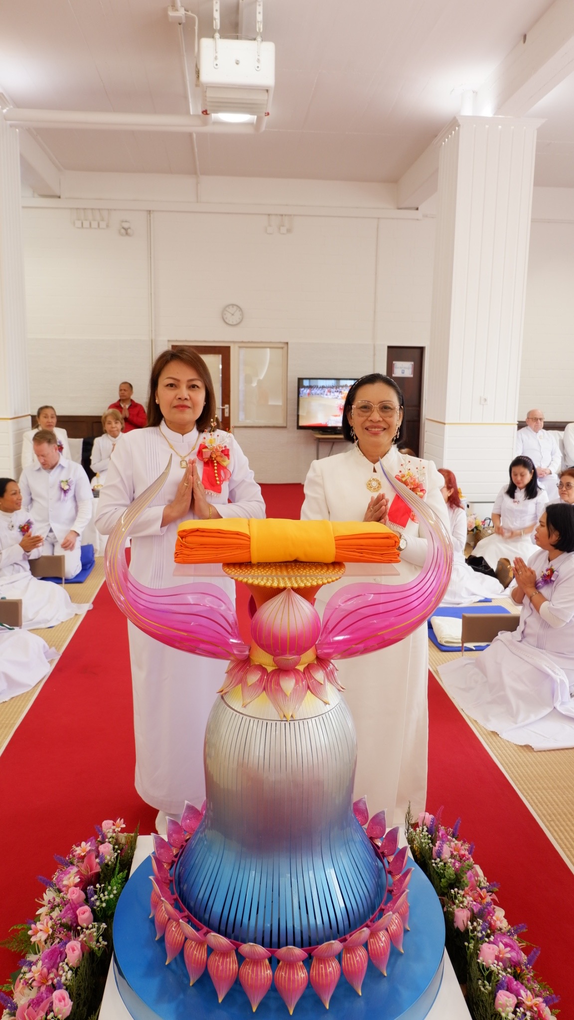 วัดพุทธนอร์ดไรน์-เวสท์ฟาเลน จัดงานบุญบูชาข้าวพระ