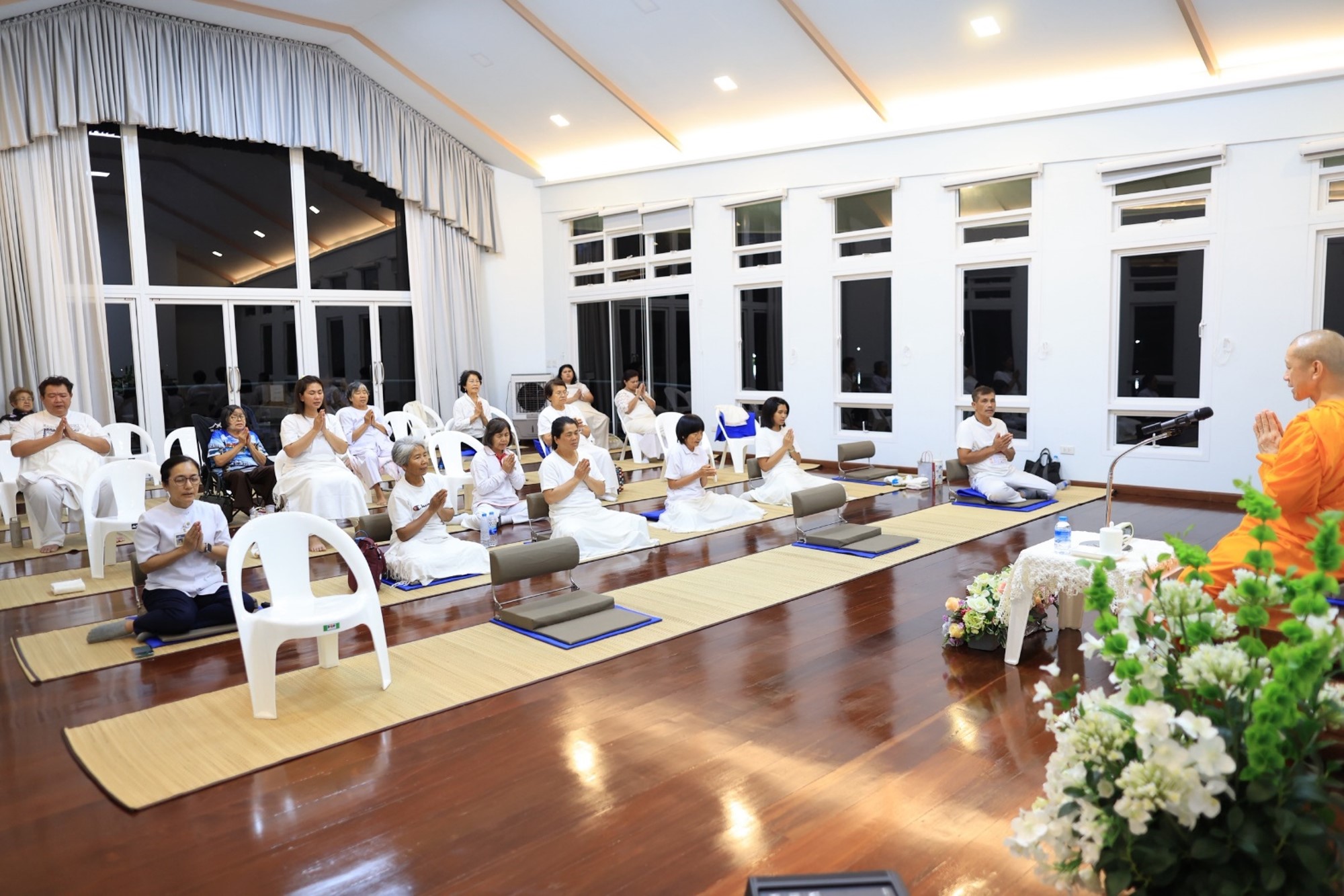 ศูนย์ปฏิบัติธรรมริมน้ำ จังหวัดกาญจนบุรี จัดโครงการปฏิบัติธรรมแก่พุทธศาสนิกชน