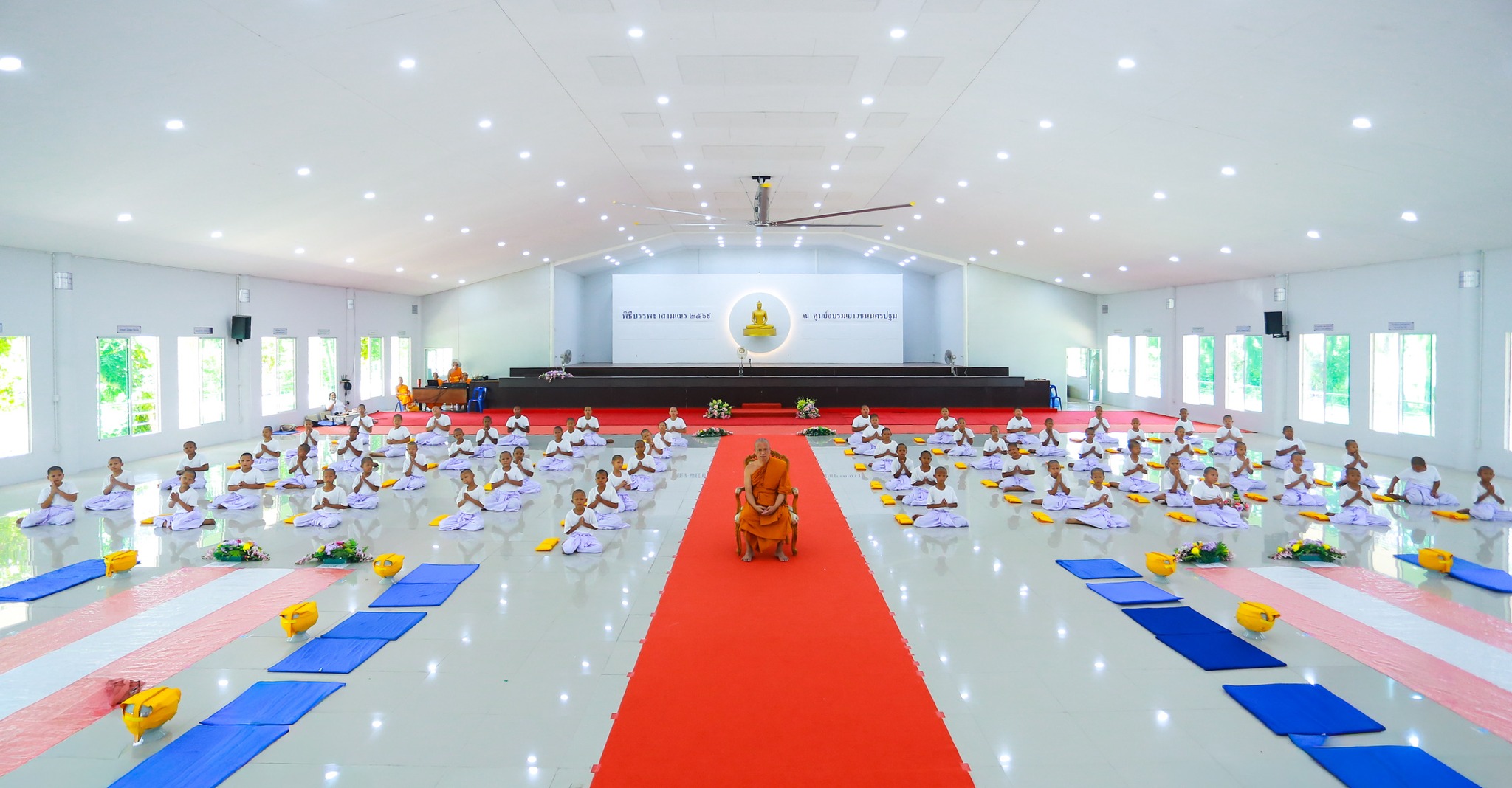 ศูนย์อบรมเยาวชนนครปฐม จัดพิธีบรรพชาสามเณร