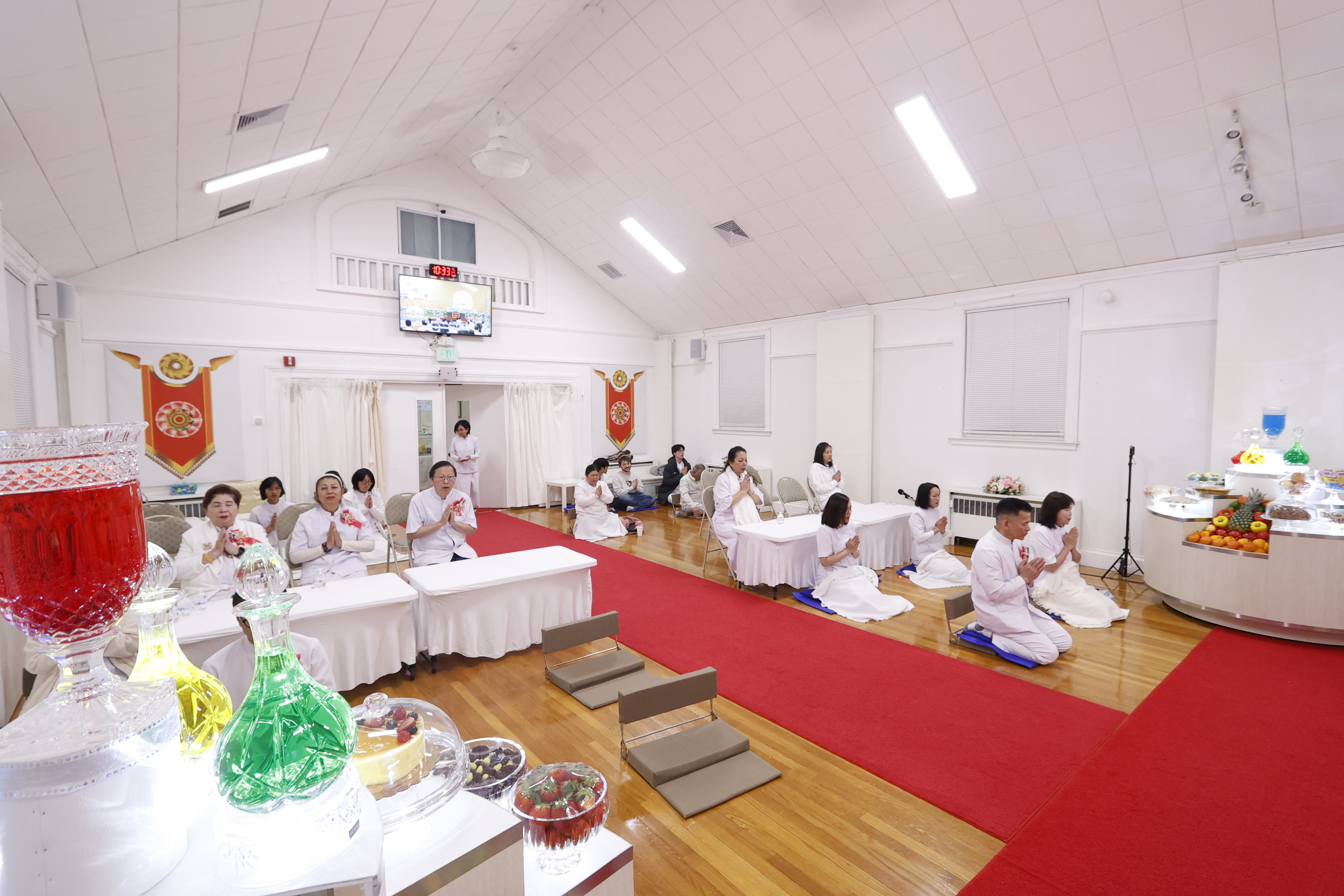 วัดพระธรรมกายบอสตัน จัดงานบุญบูชาข้าวพระ