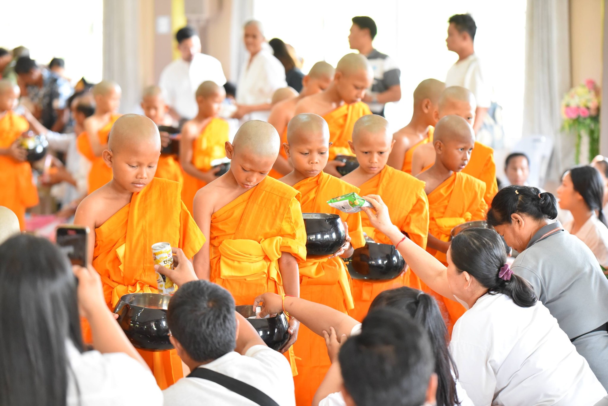 ศูนย์ปฏิบัติธรรมพนมสารคาม จัดพิธีขอขมา และพิธีบรรพชา สามเณรภาคฤดูร้อน