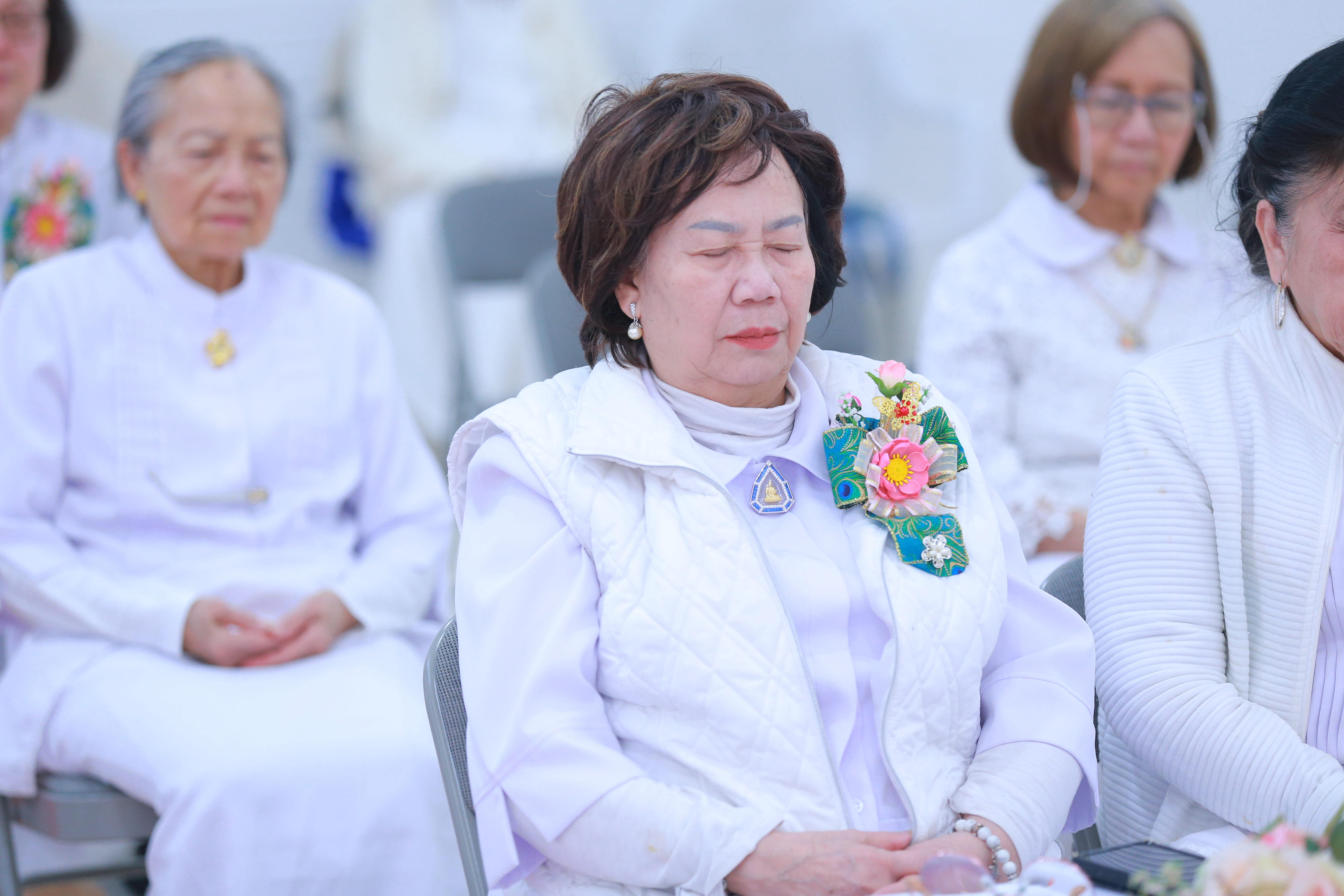 วัดพระธรรมกายซีแอตเติล จัดงานบุญบูชาข้าวพระ