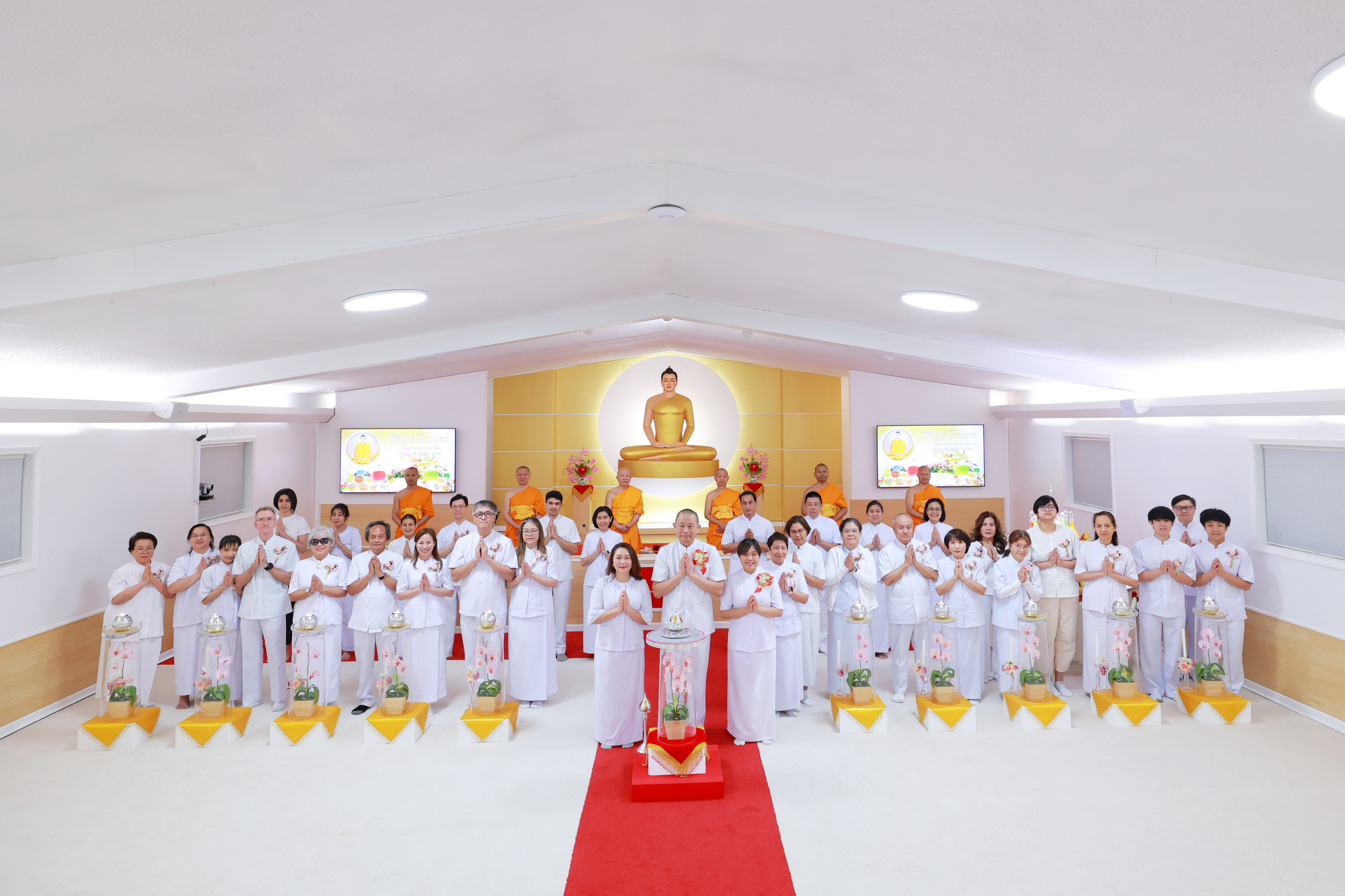 วัดพระธรรมกายจอร์เจีย จัดงานบุญบูชาข้าวพระ