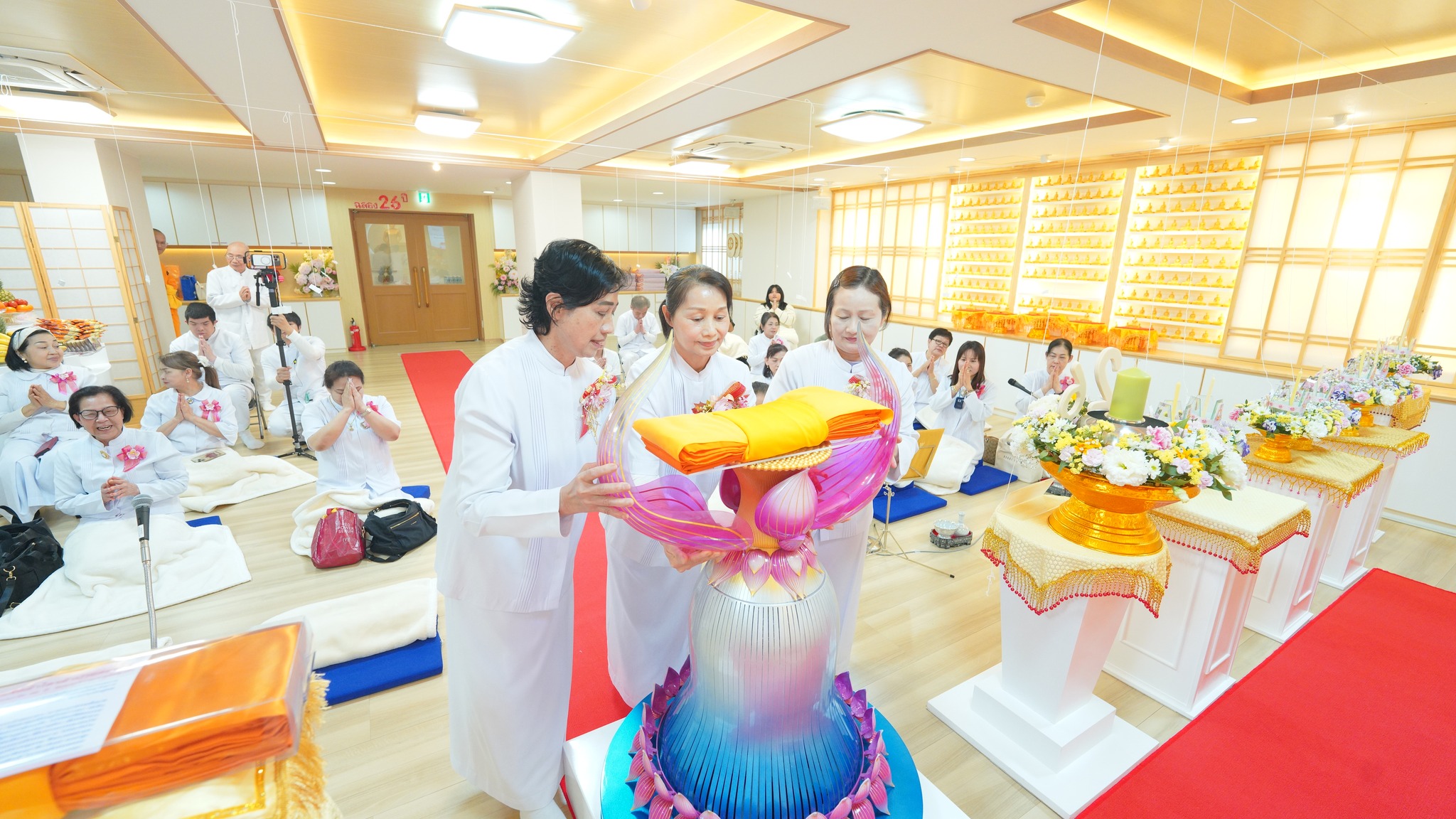 วัดพระธรรมกายโอซาก้า จัดงานบุญบูชาข้าวพระ