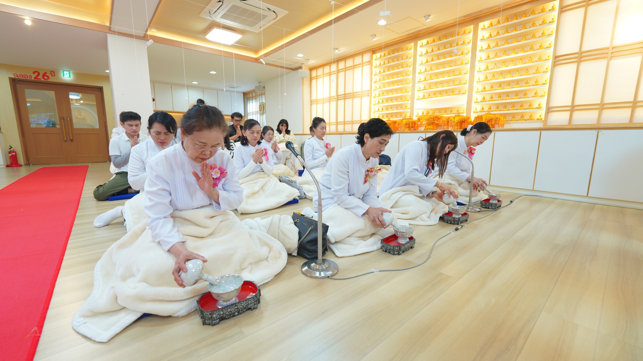 วัดพระธรรมกายโอซาก้า จัดงานบุญบูชาข้าวพระ