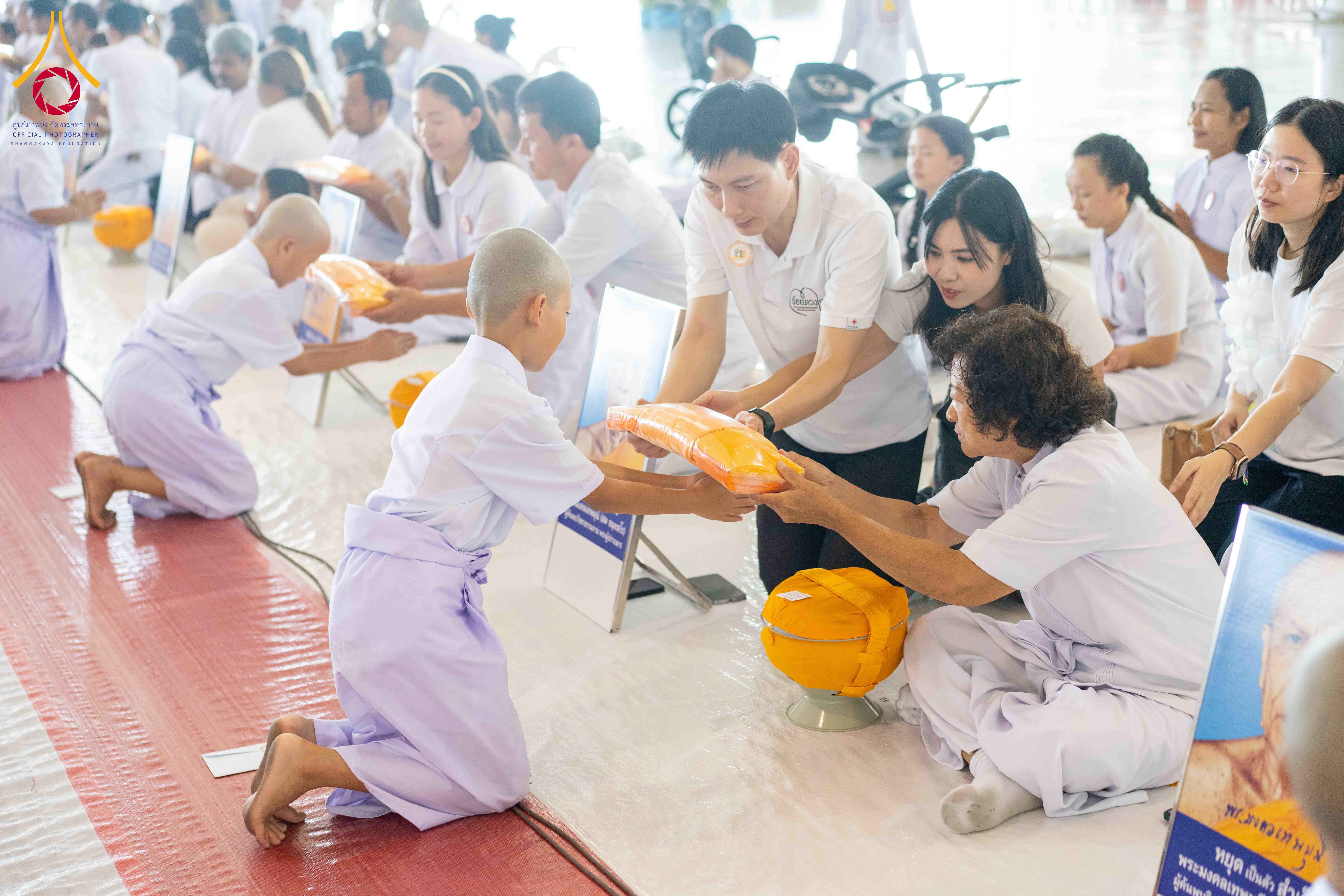 วัดพระธรรมกาย จัดพิธีบรรพชาสามเณรภาคฤดูร้อน ประจำปี 2569