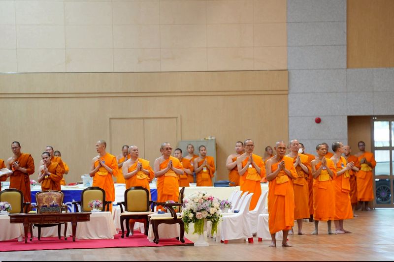เจ้าอาวาสวัดสามพระยา ตรวจเยี่ยมสนามสอบบาลี ณ วัดพระธรรมกาย ครั้งที่ ๒