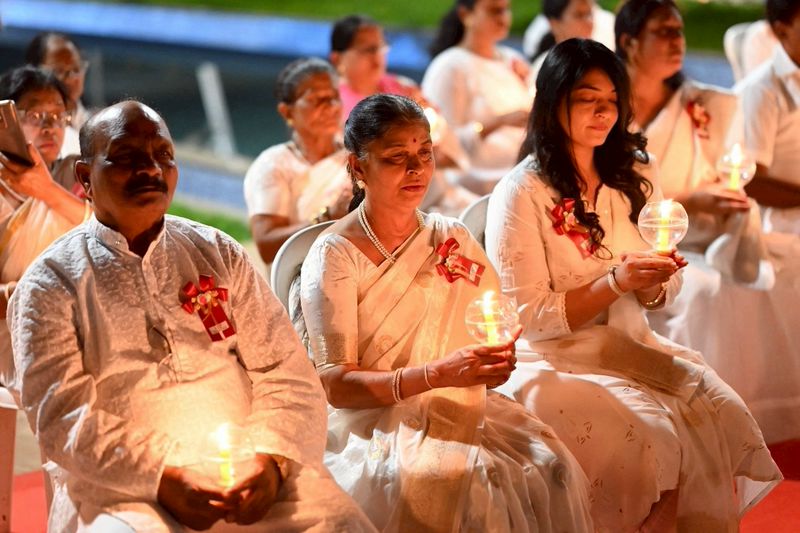 วัดพระธรรมกาย ร่วมกับพุทธสภาแห่งอินเดีย ถวายมหาสังฆทาน 135 วัด รำลึกชาตกาลรัฐบุรุษผู้ฟื้นฟูพุทธศาสนา