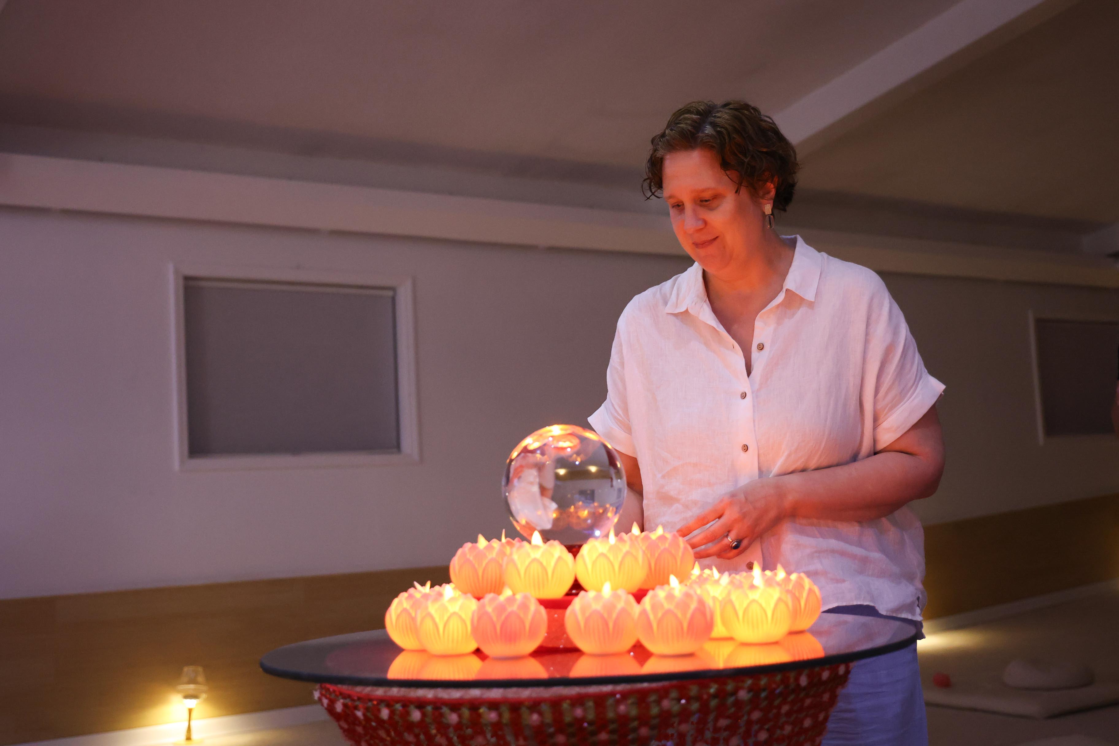 วัดพระธรรมกายจอร์เจีย จัดปฏิบัติธรรม FULL MOON MEDITATION DAY