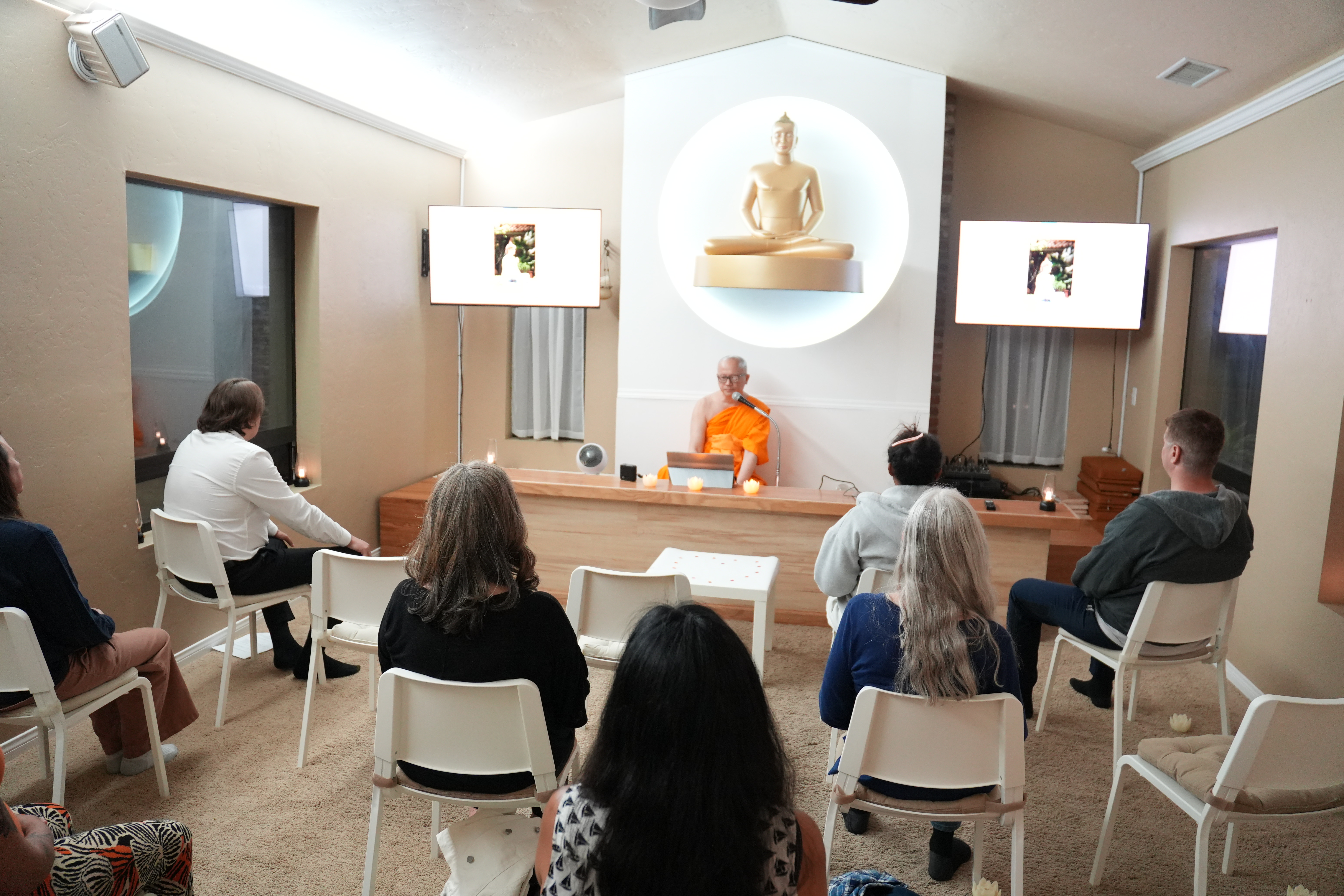 วัดภาวนาซานดิเอโก จัดกิจกรรม Moonlight meditation