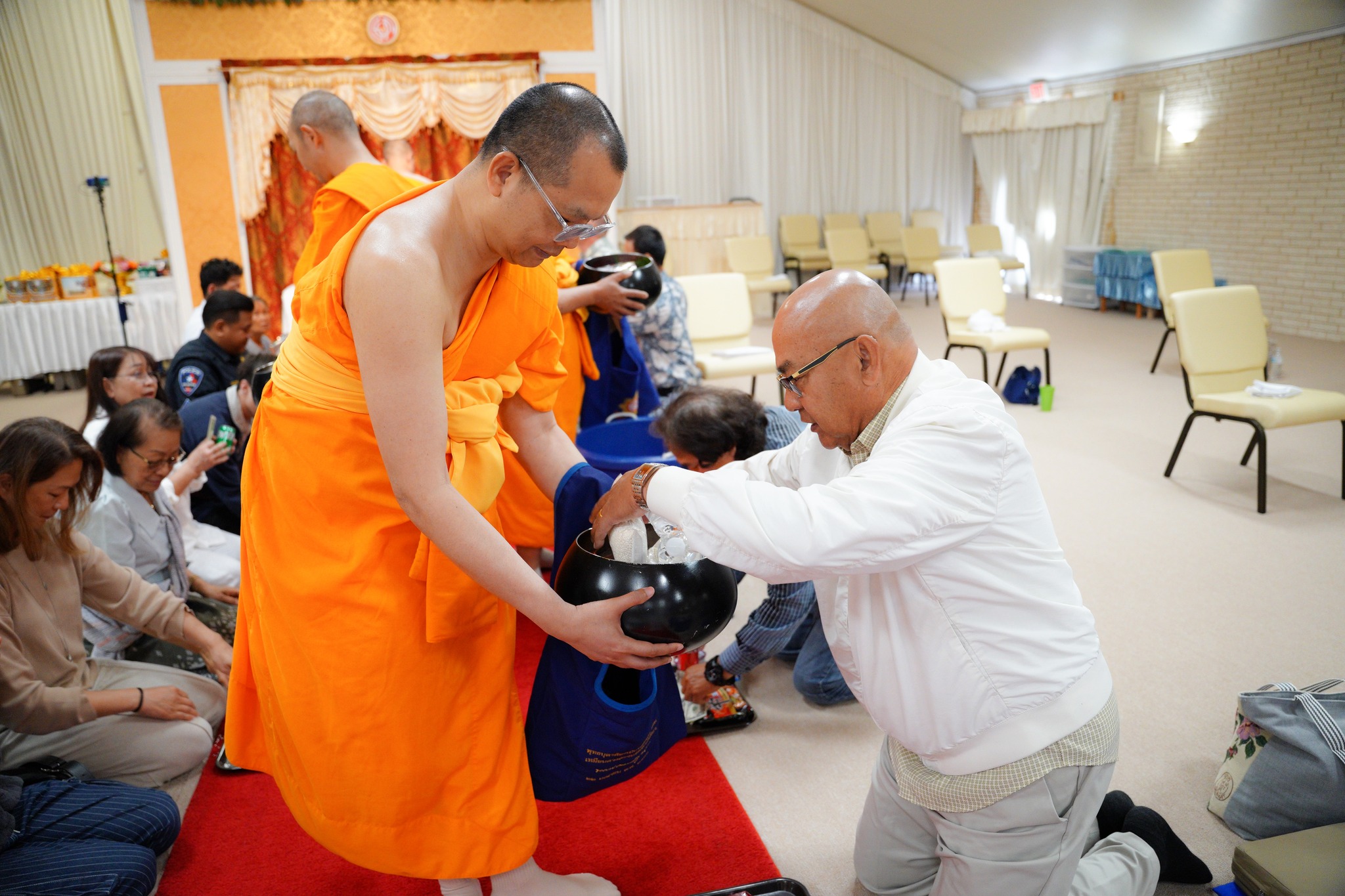 วัดพระธรรมกายเท็กซัส จัดงานบุญวันสงกรานต์