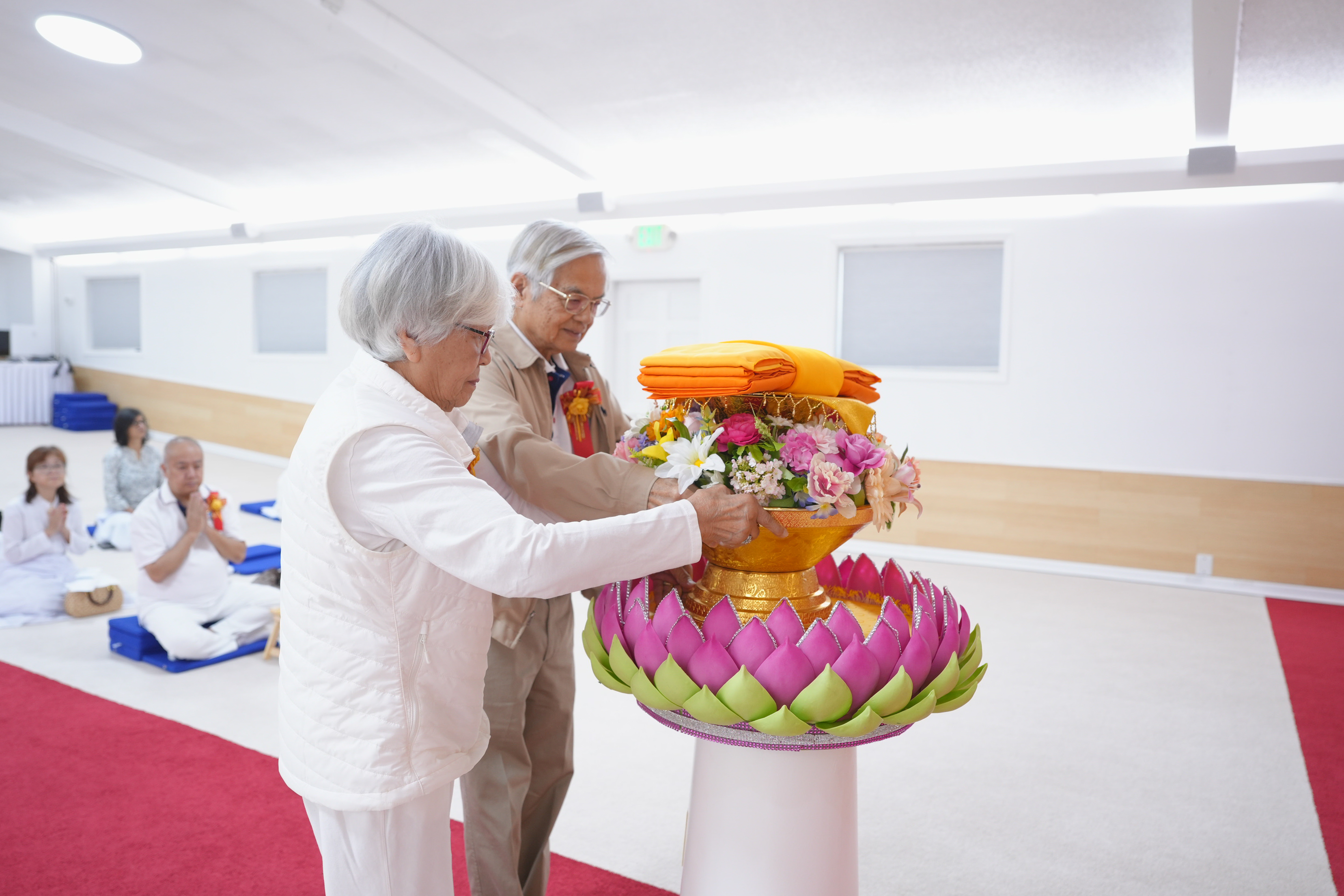 วัดพระธรรมกายจอร์เจีย จัดงานบุญวันสงกรานต์