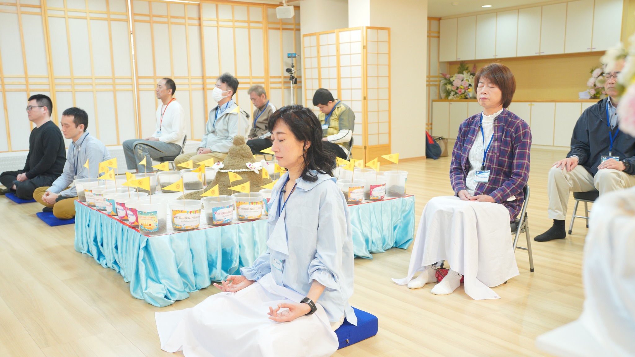 วัดพระธรรมกายโอซาก้า จัดปฏิบัติธรรมชาวญี่ปุ่น