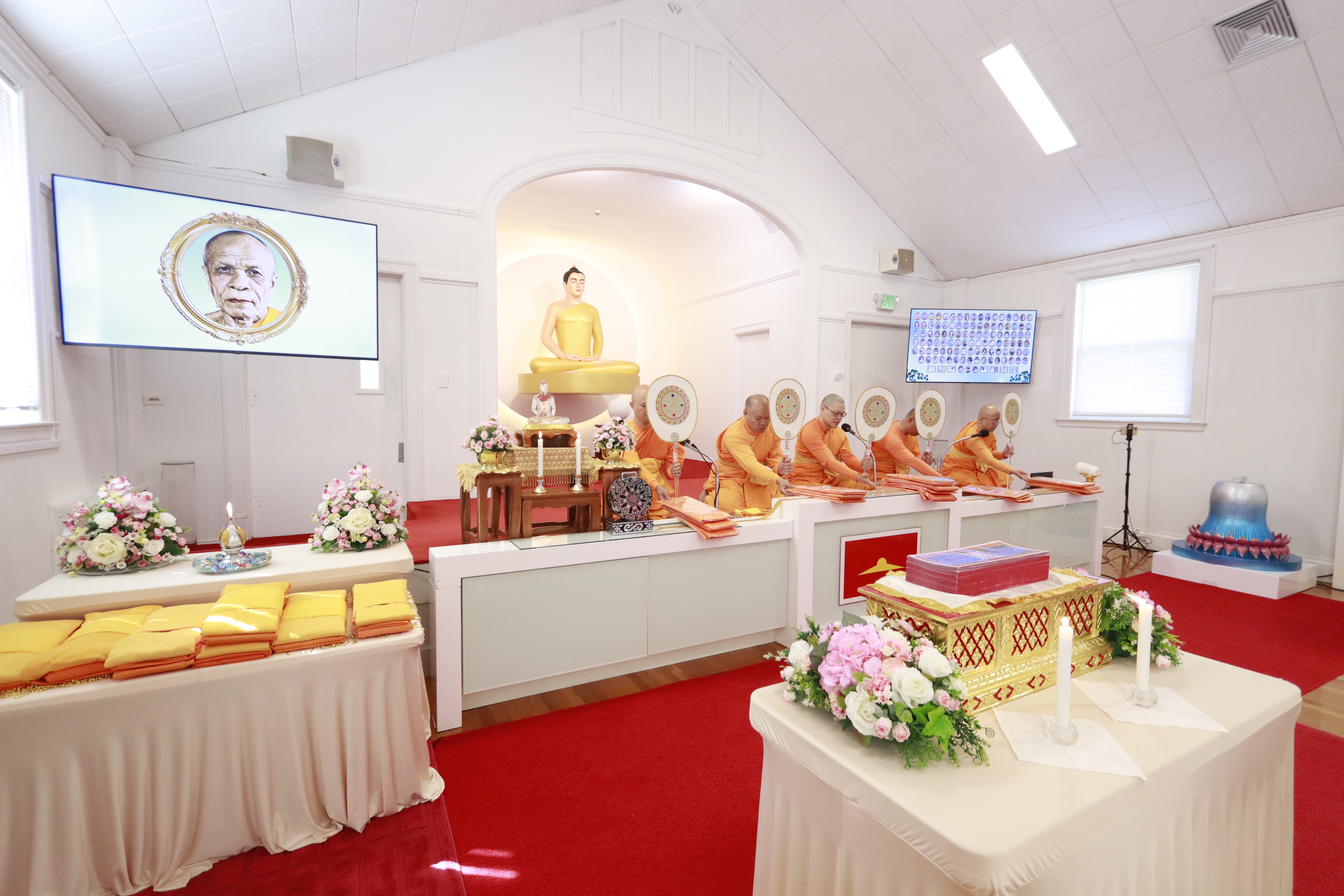 วัดพระธรรมกายบอสตัน จัดงานบุญวันอาทิตย์ และวันสงกรานต์