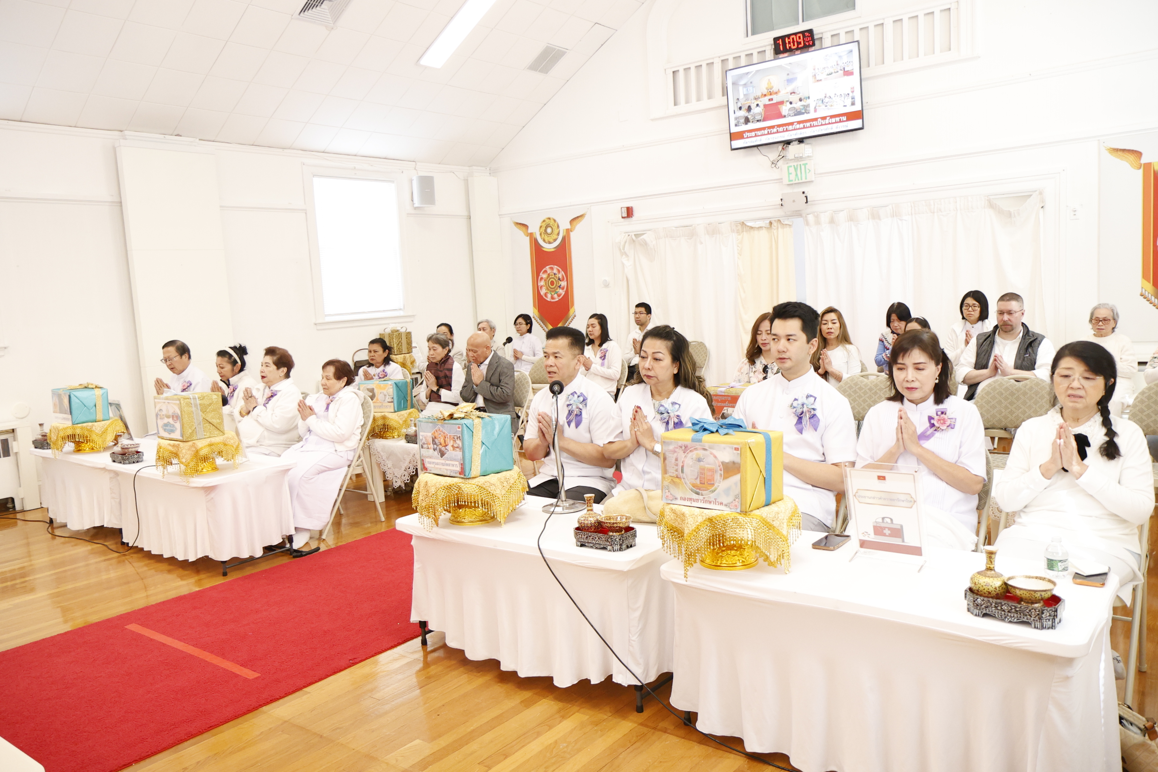 วัดพระธรรมกายบอสตัน จัดงานบุญวันอาทิตย์ และวันสงกรานต์