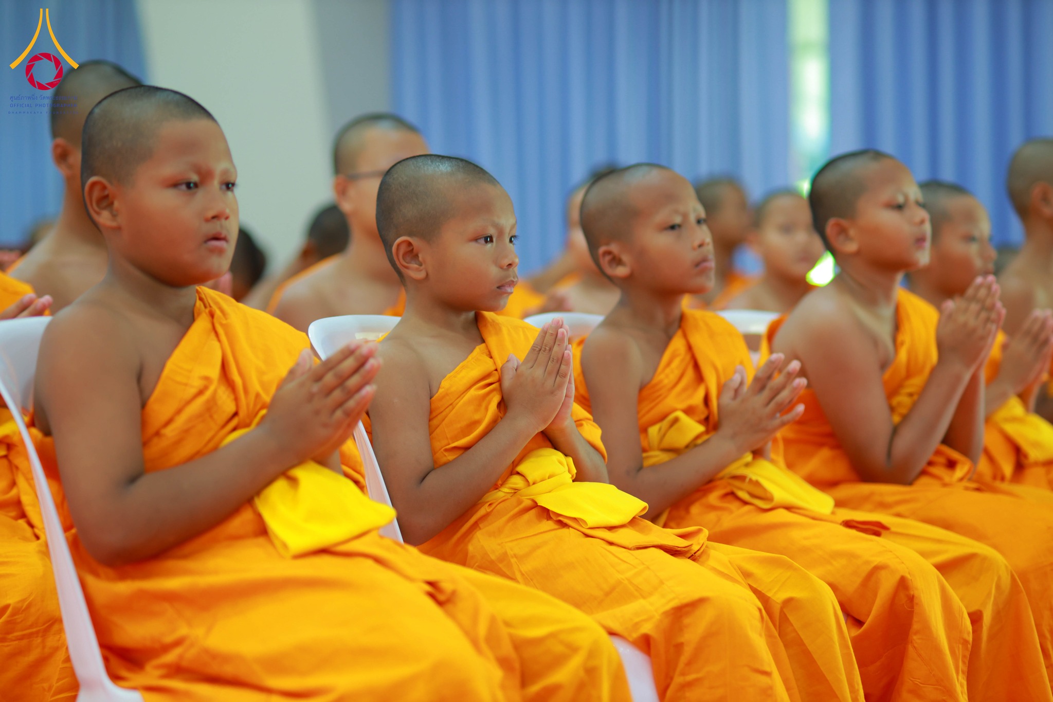 พิธีทำบุญตักบาตรสามเณร เนื่องในวันสงกรานต์ ณ ศูนย์ปฏิบัติธรรมระยอง (บ้านช่องลม)