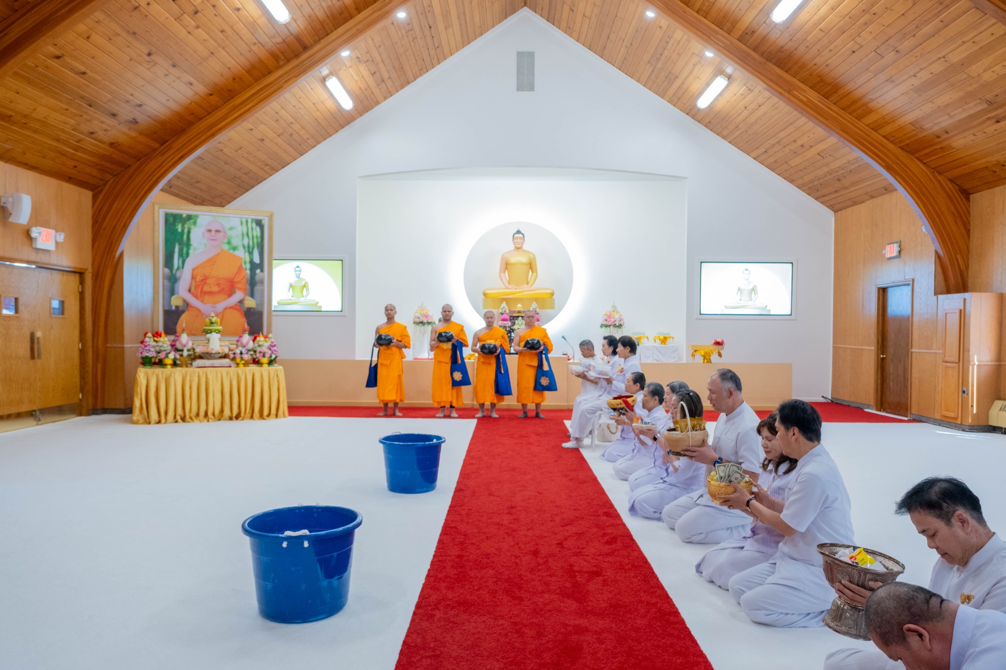 วัดพระธรรมกายมินเนโซตา จัดกิจกรรมงานบุญเนื่องในวันคุ้มครองโลก